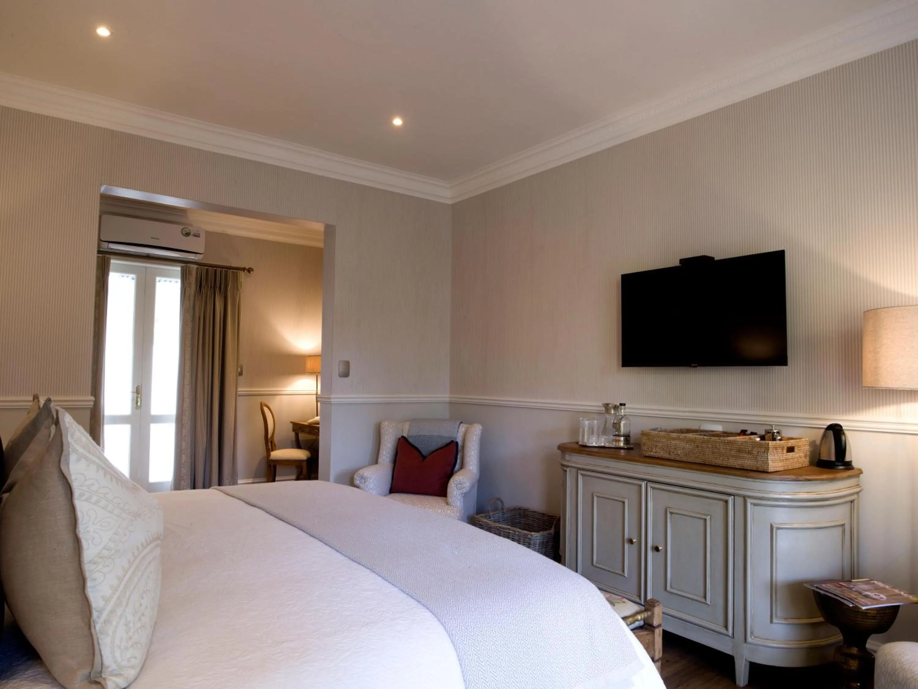 Bedroom, Bed in Hartford House