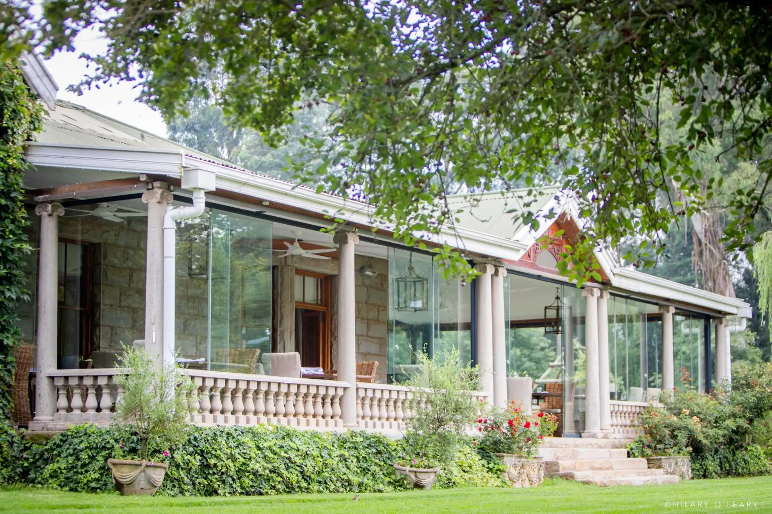 Property building in Hartford House Property building in Hartford House