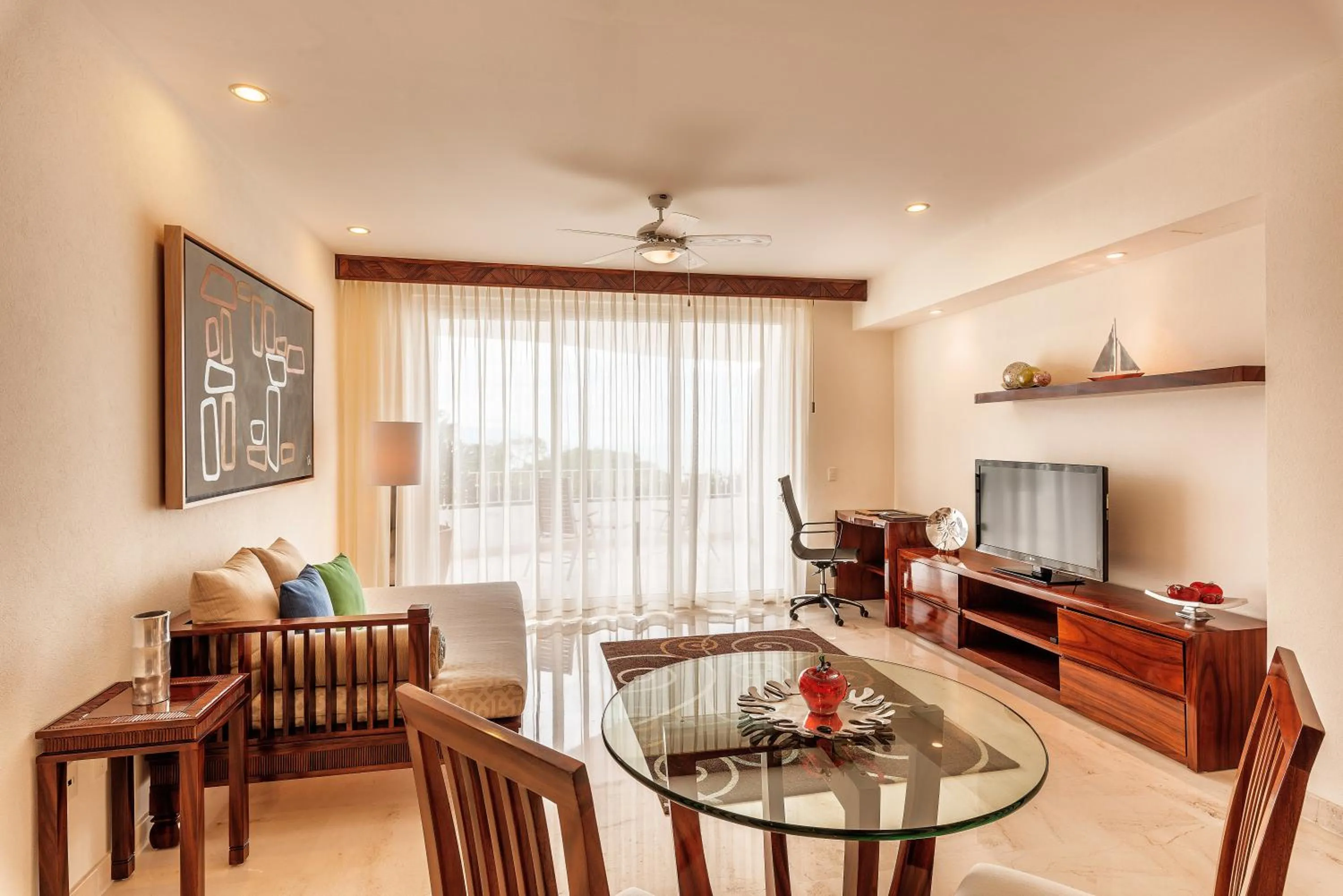 Photo of the whole room in Grand Miramar All Luxury Suites & Residences