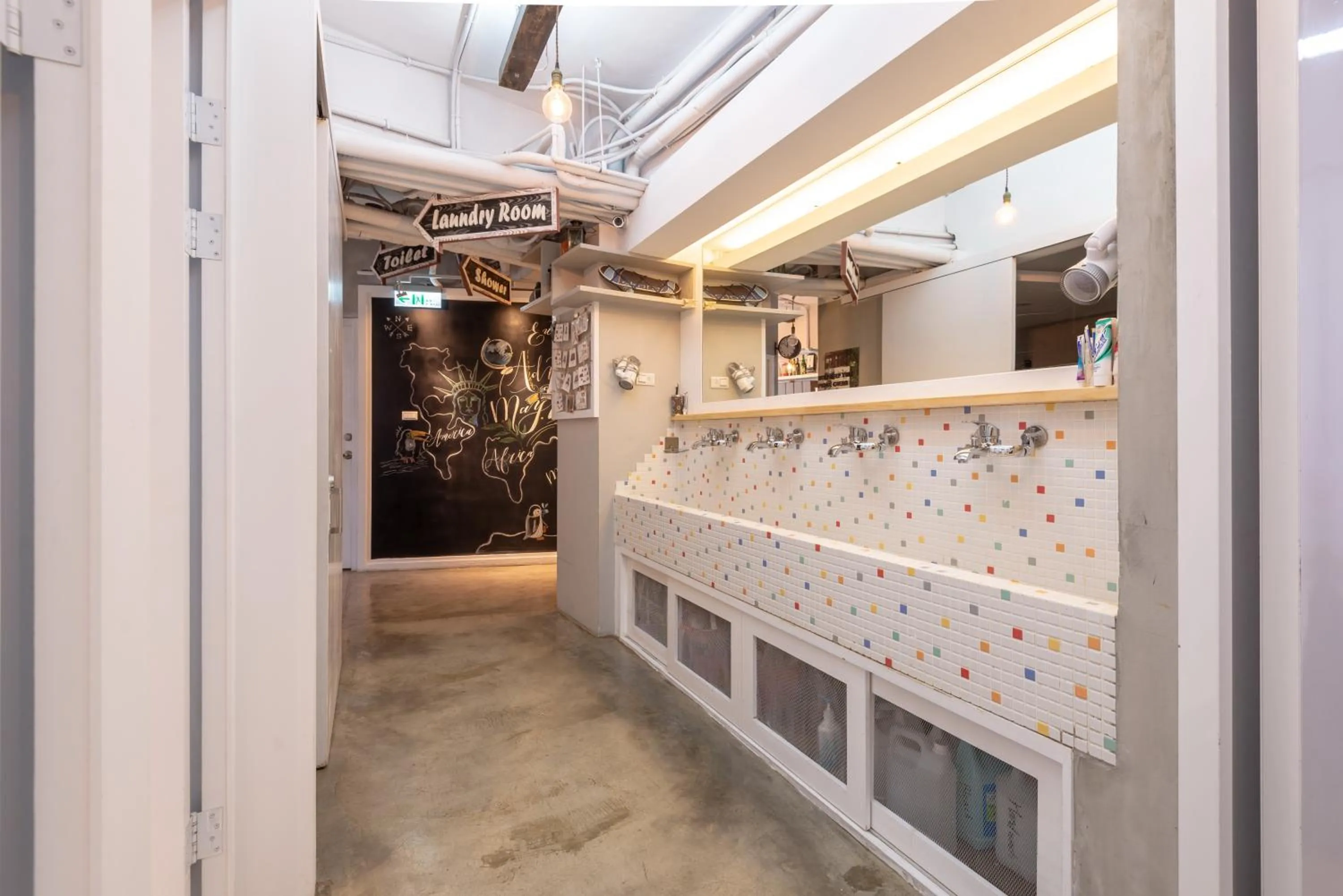 May Rooms Taipei Main Station