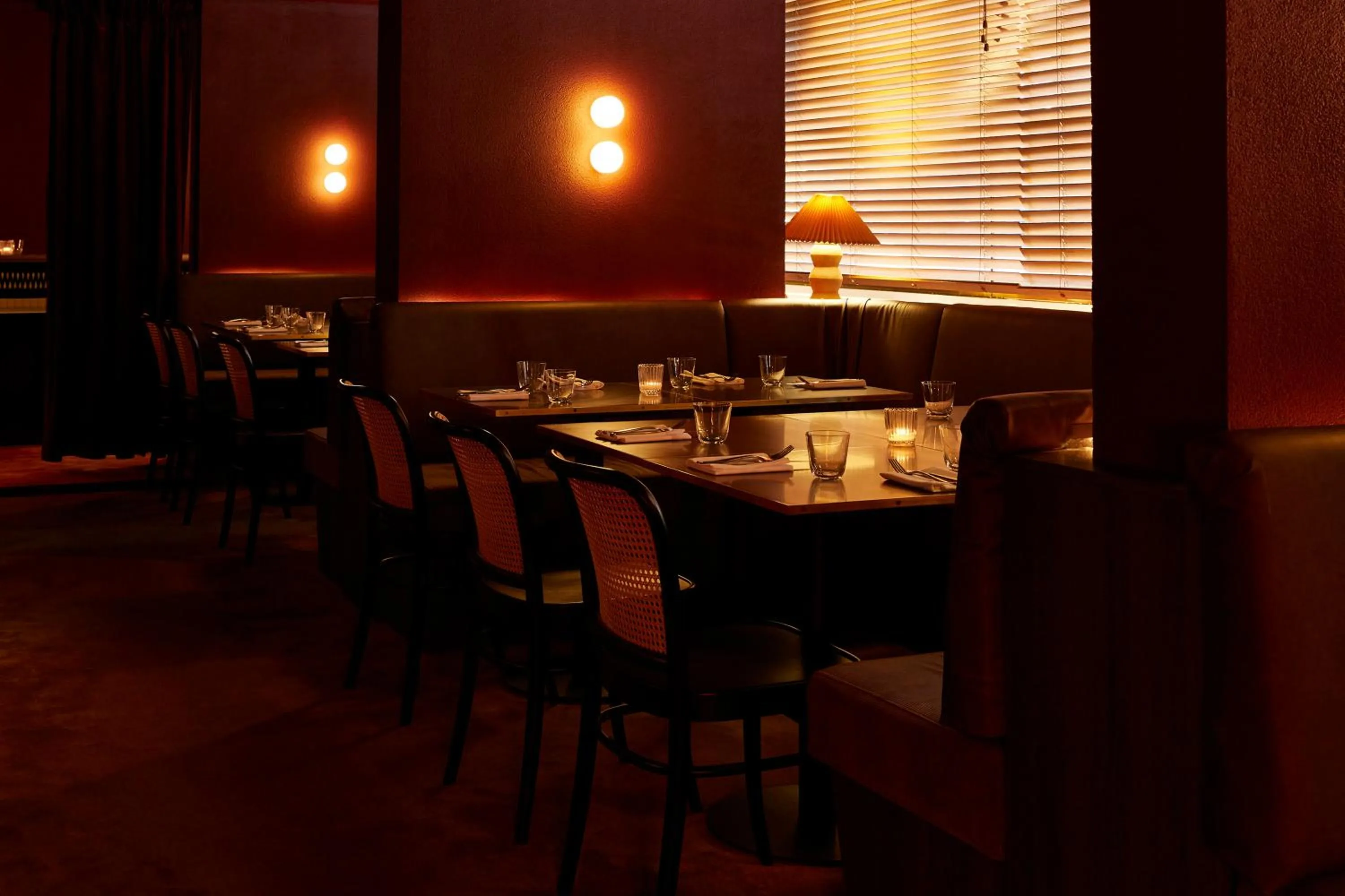 Restaurant/places to eat in Oxford House