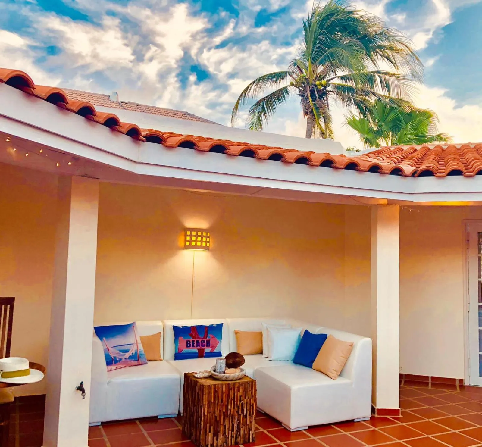 Balcony/Terrace in Karibu Aruba Boutique Hotel