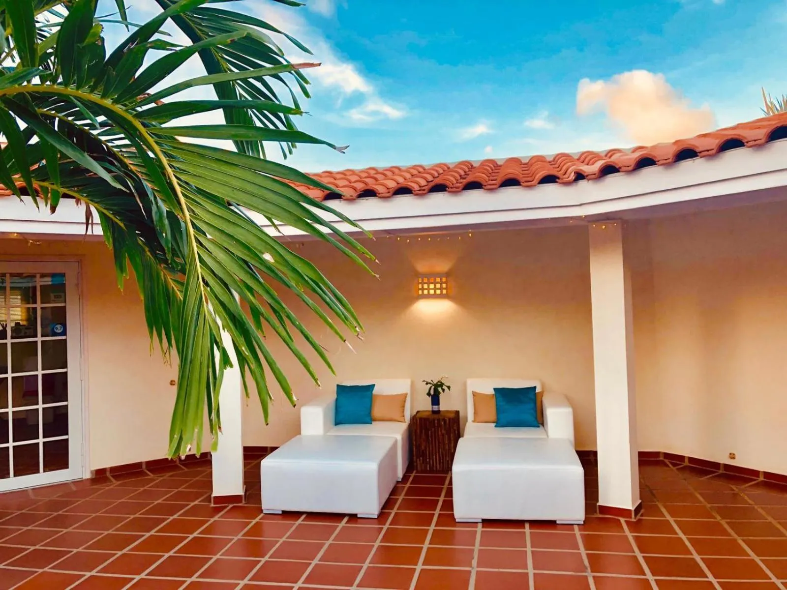 Property building in Karibu Aruba Boutique Hotel