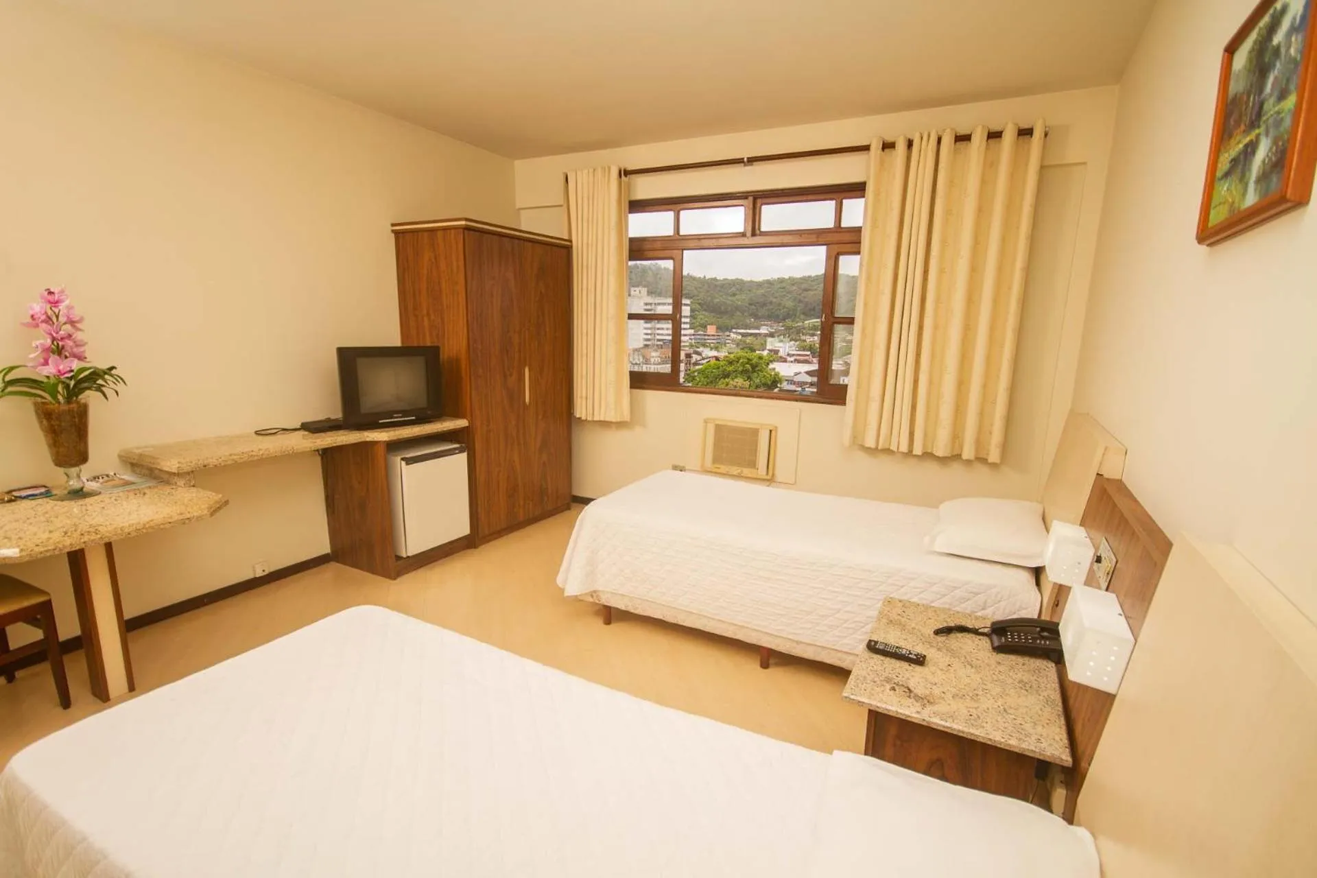 TV and multimedia, Bed in Alven Hotel by Slaviero Hotéis