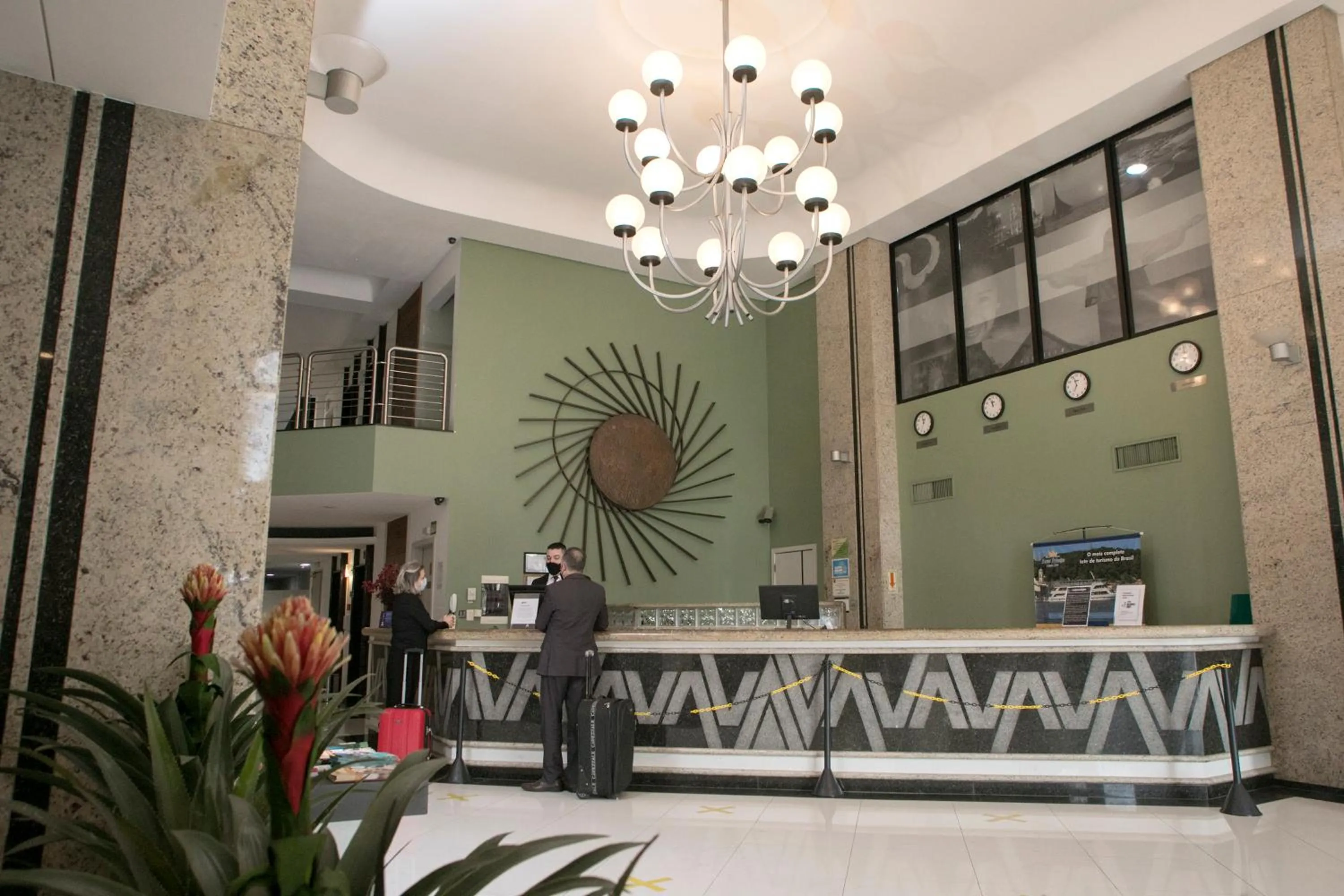 Lobby or reception in Alven Hotel by Slaviero Hotéis