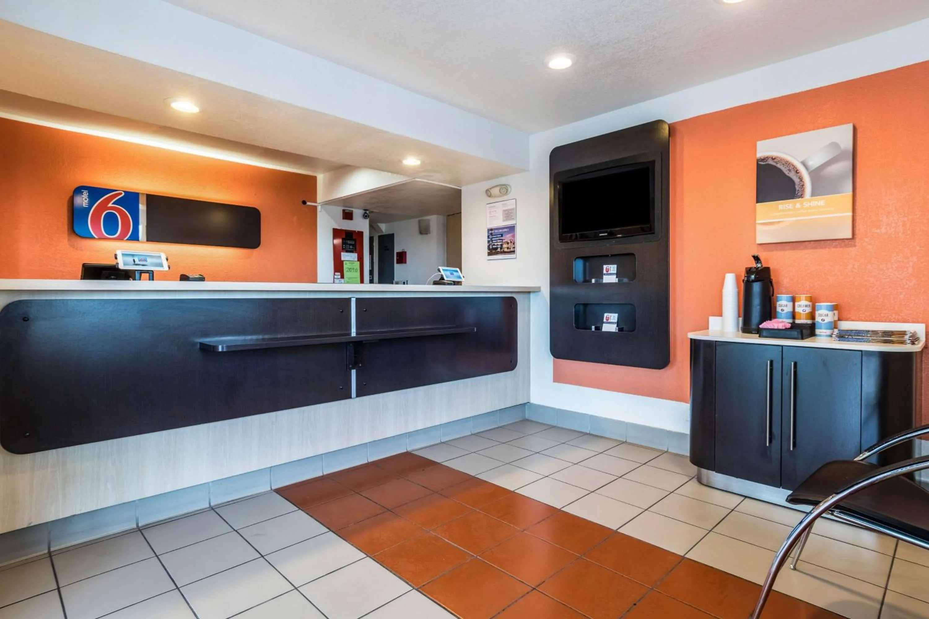 Communal lounge/ TV room in Motel 6-El Centro, CA