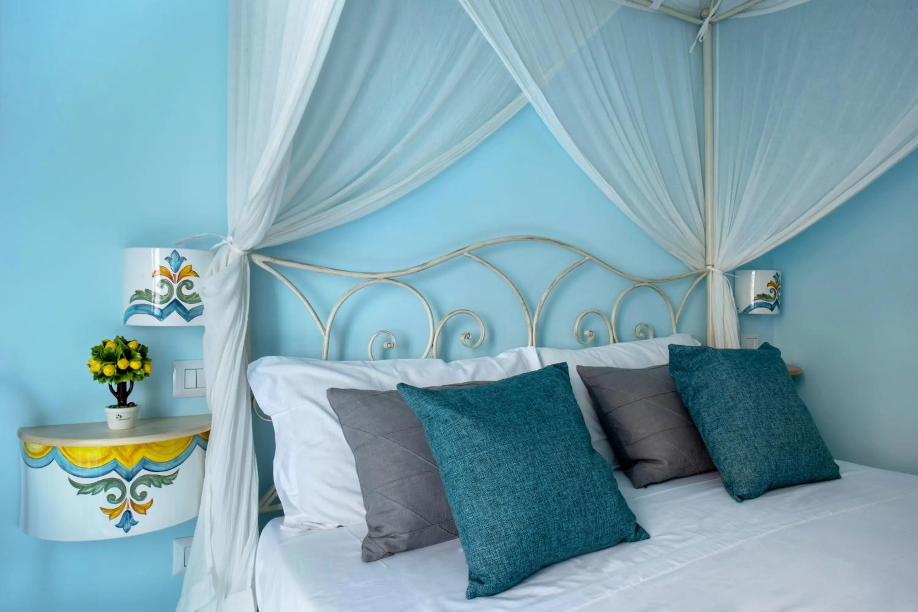 Decorative detail, Bed in Regina Elena