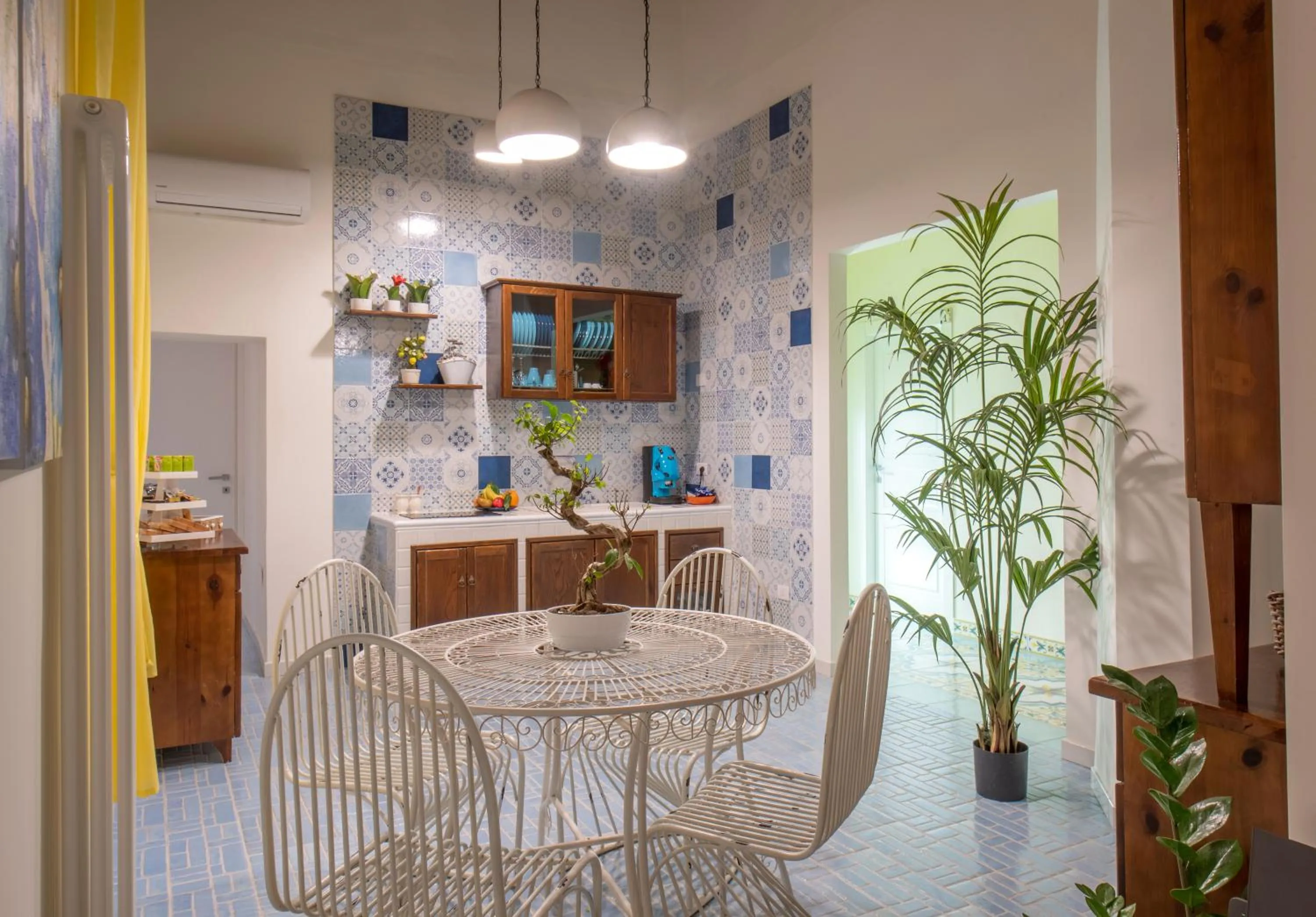 Communal lounge/ TV room in Regina Elena