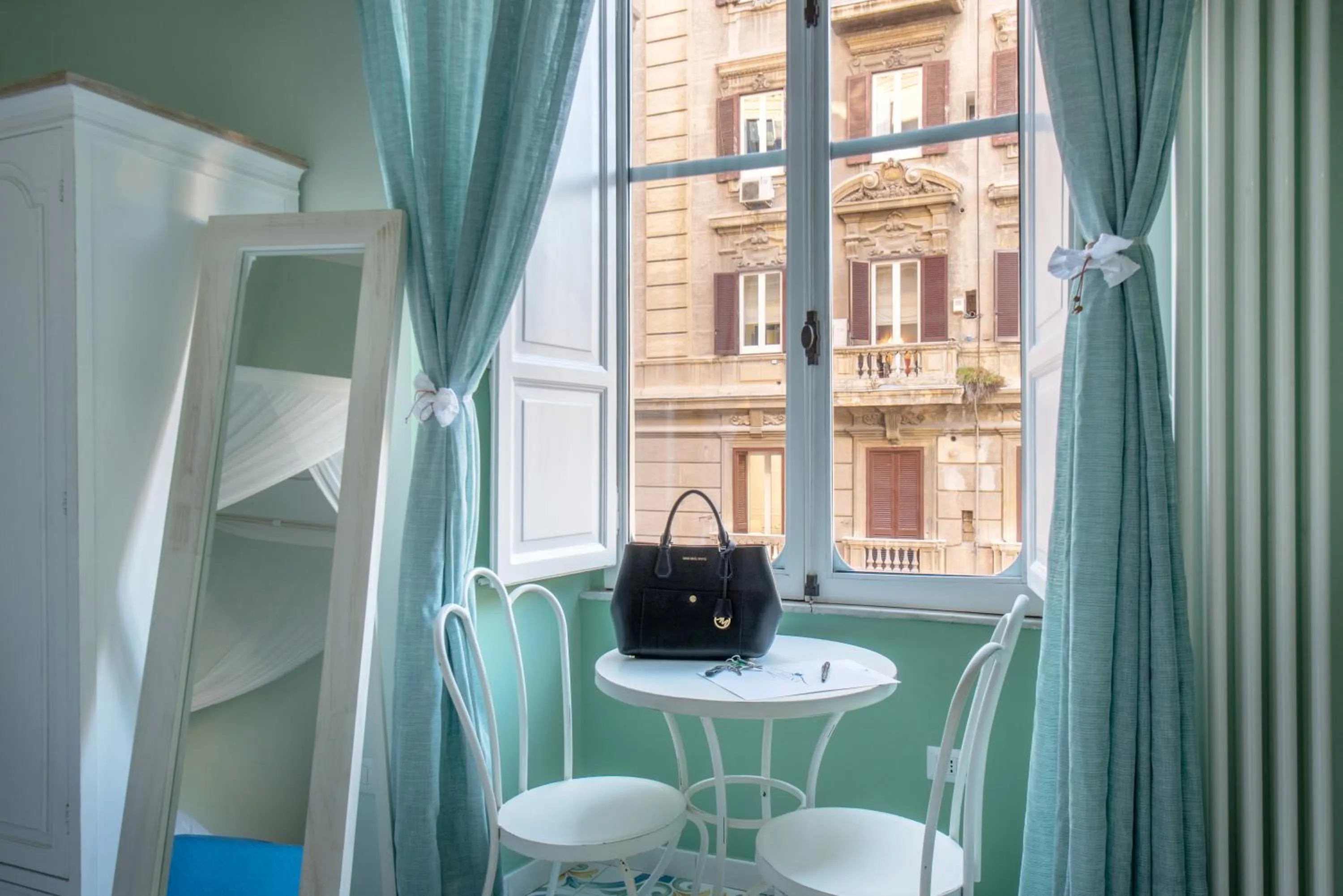 Decorative detail in Regina Elena