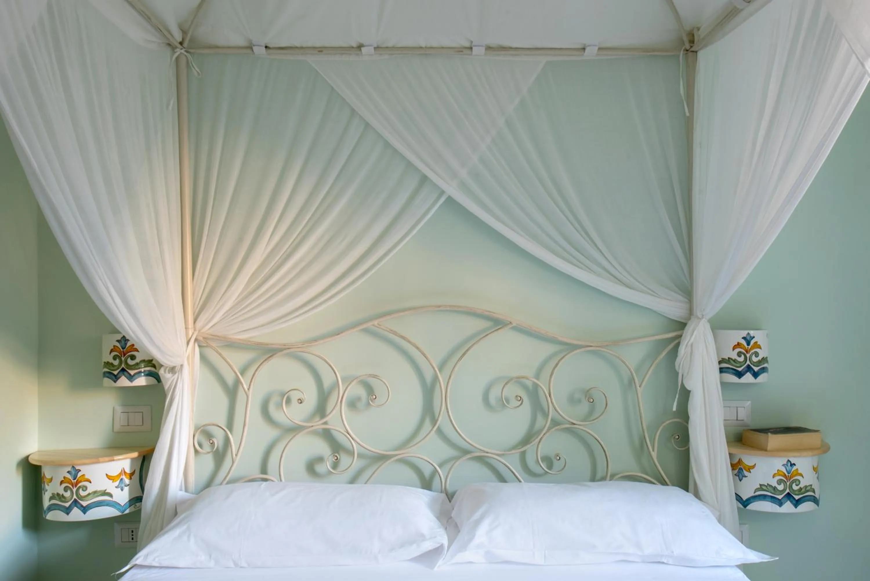 Decorative detail, Bed in Regina Elena