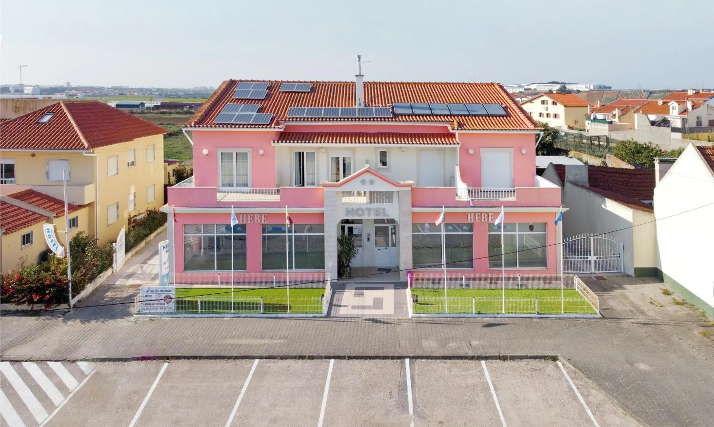 Property building in Hotel Hebe Peniche