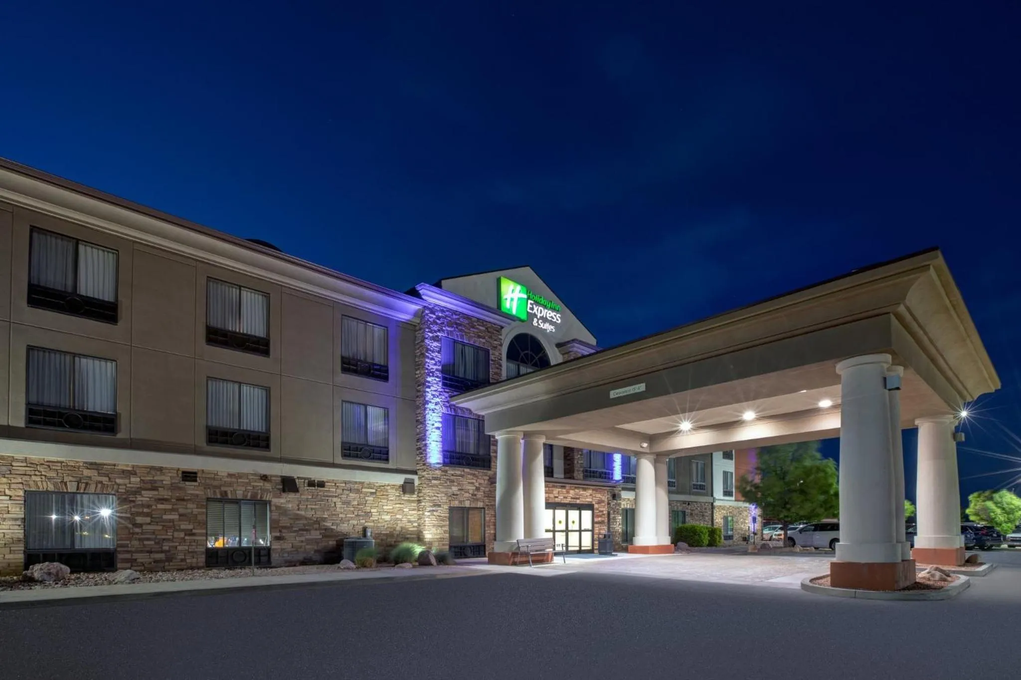 Property building in Holiday Inn Express & Suites Richfield by IHG