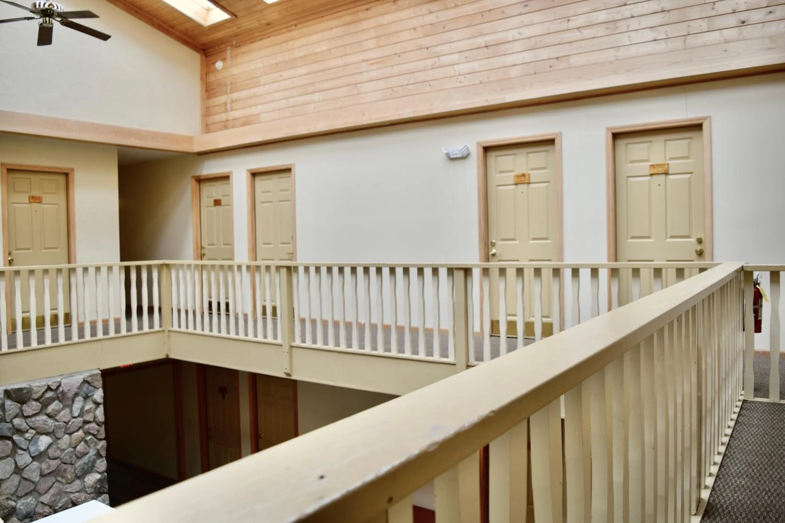 Lounge or bar in The Otter Lodge