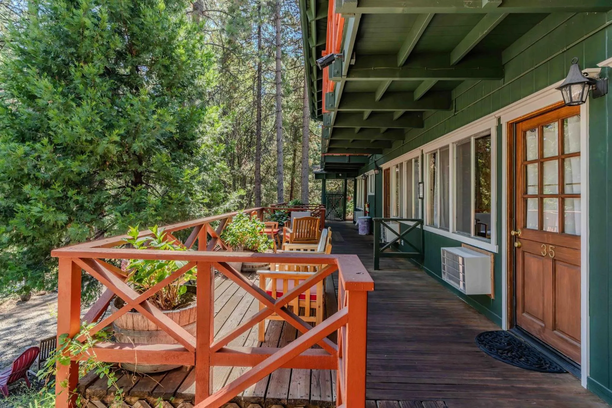 Patio in Narrow Gauge Inn