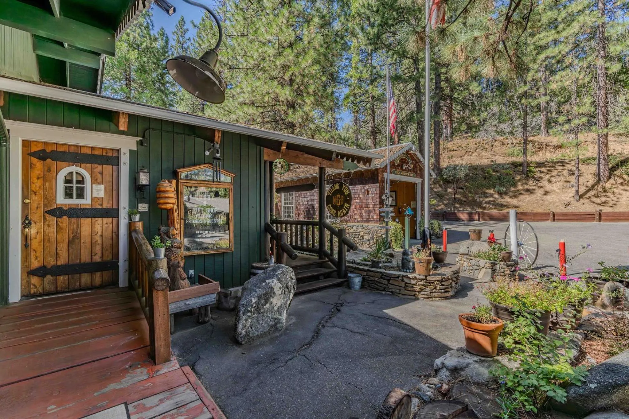 Lobby or reception in Narrow Gauge Inn