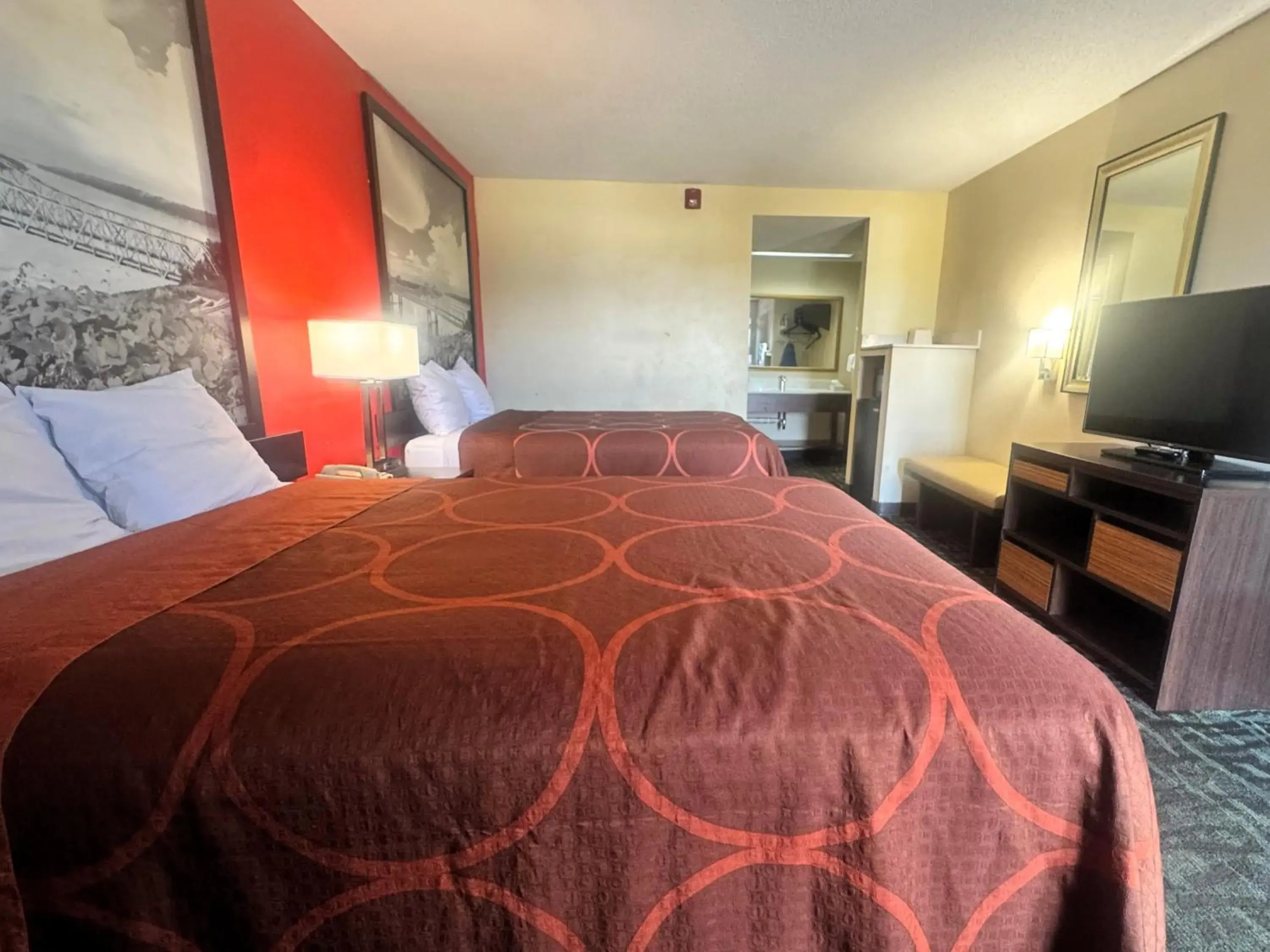 Double Room with Two Double Beds - Non-Smoking in Super 8 by Wyndham Hattiesburg South Double Room with Two Double Beds - Non-Smoking in Super 8 by Wyndham Hattiesburg South