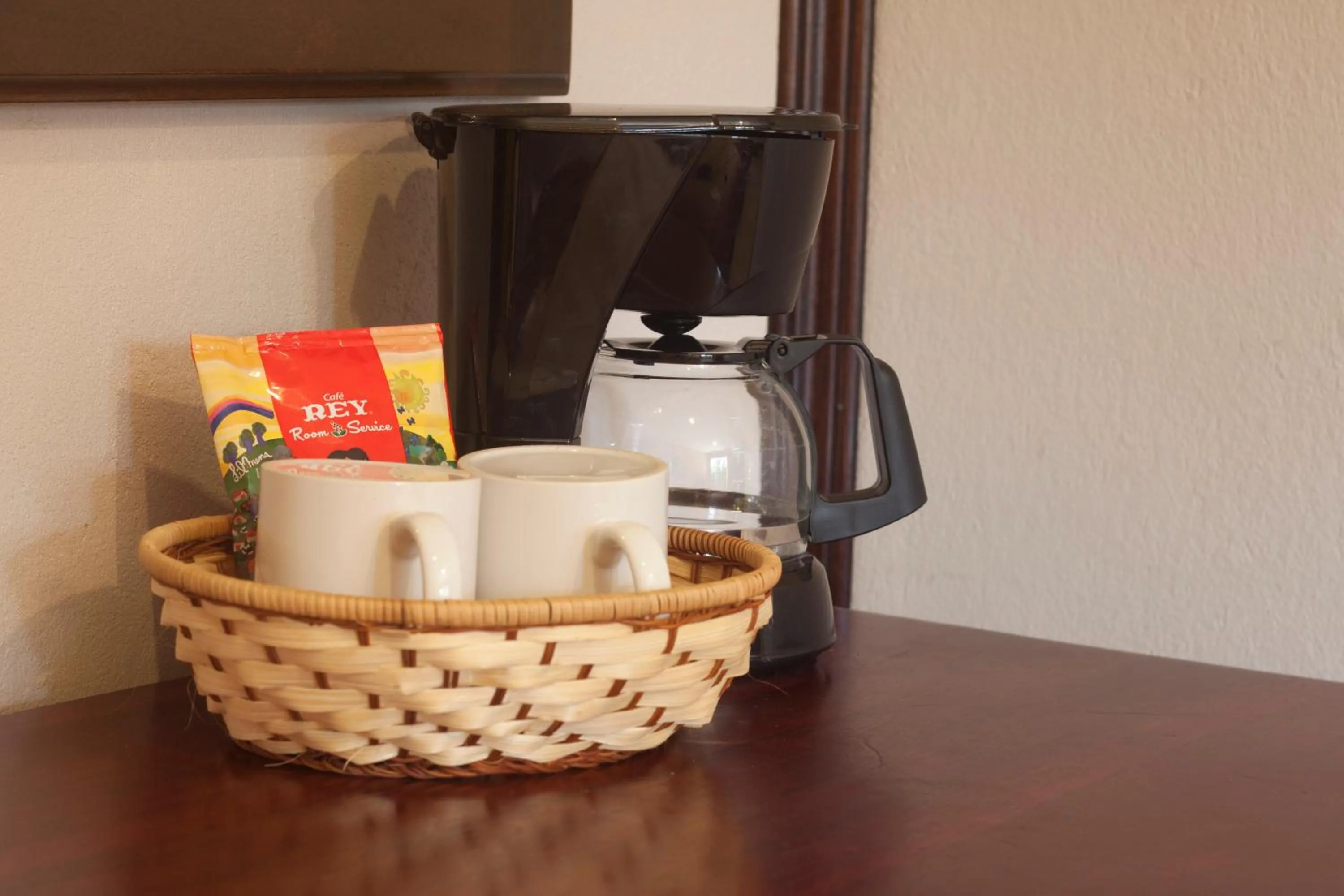 Coffee/tea facilities in Hotel Robledal