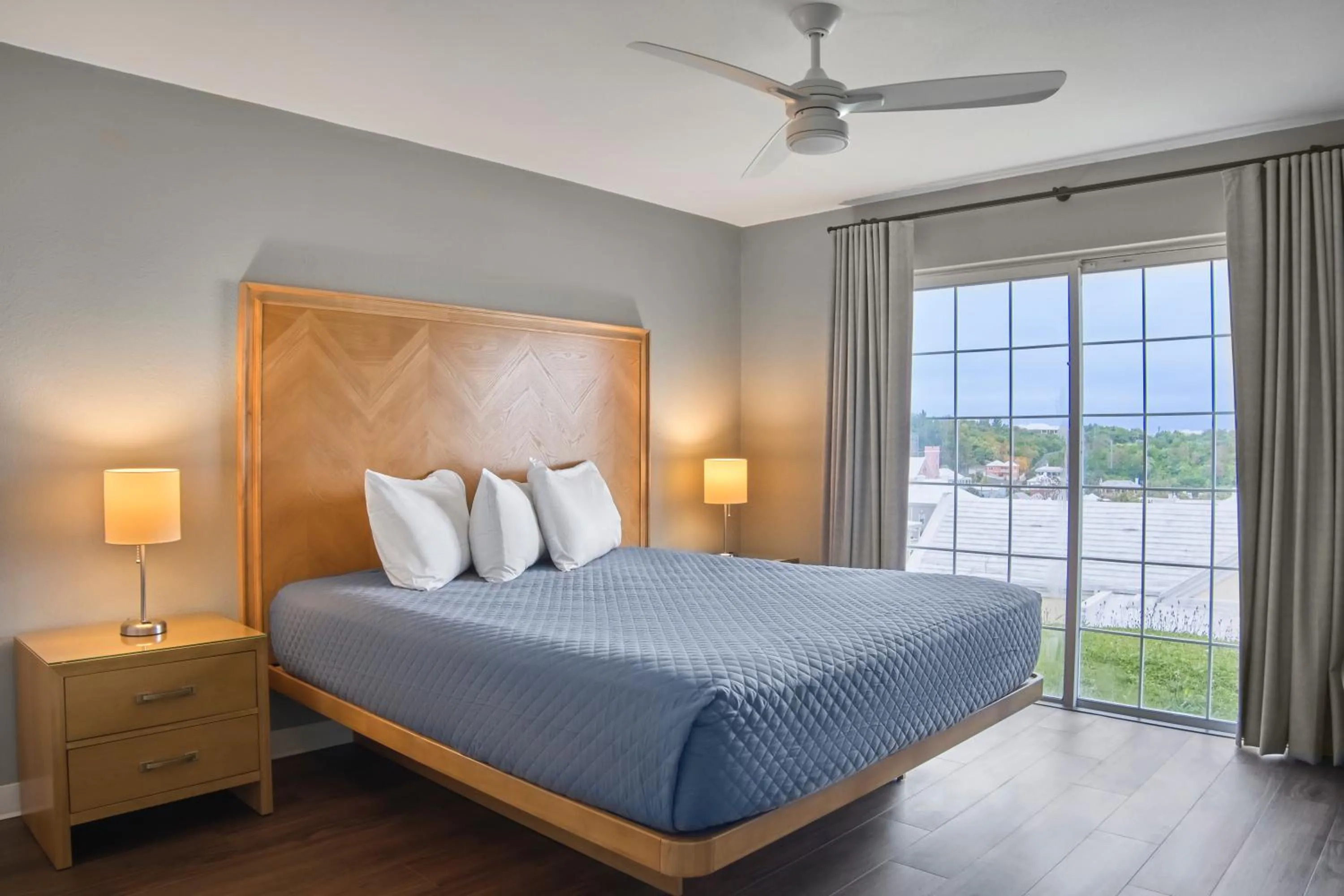 Bedroom, Bed in St George's Club