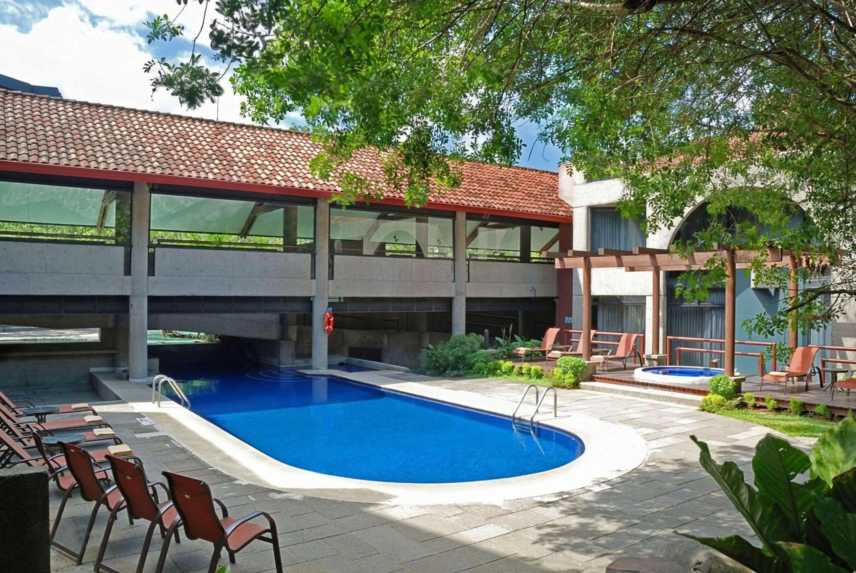 Swimming pool in Radisson San Jose-Costa Rica