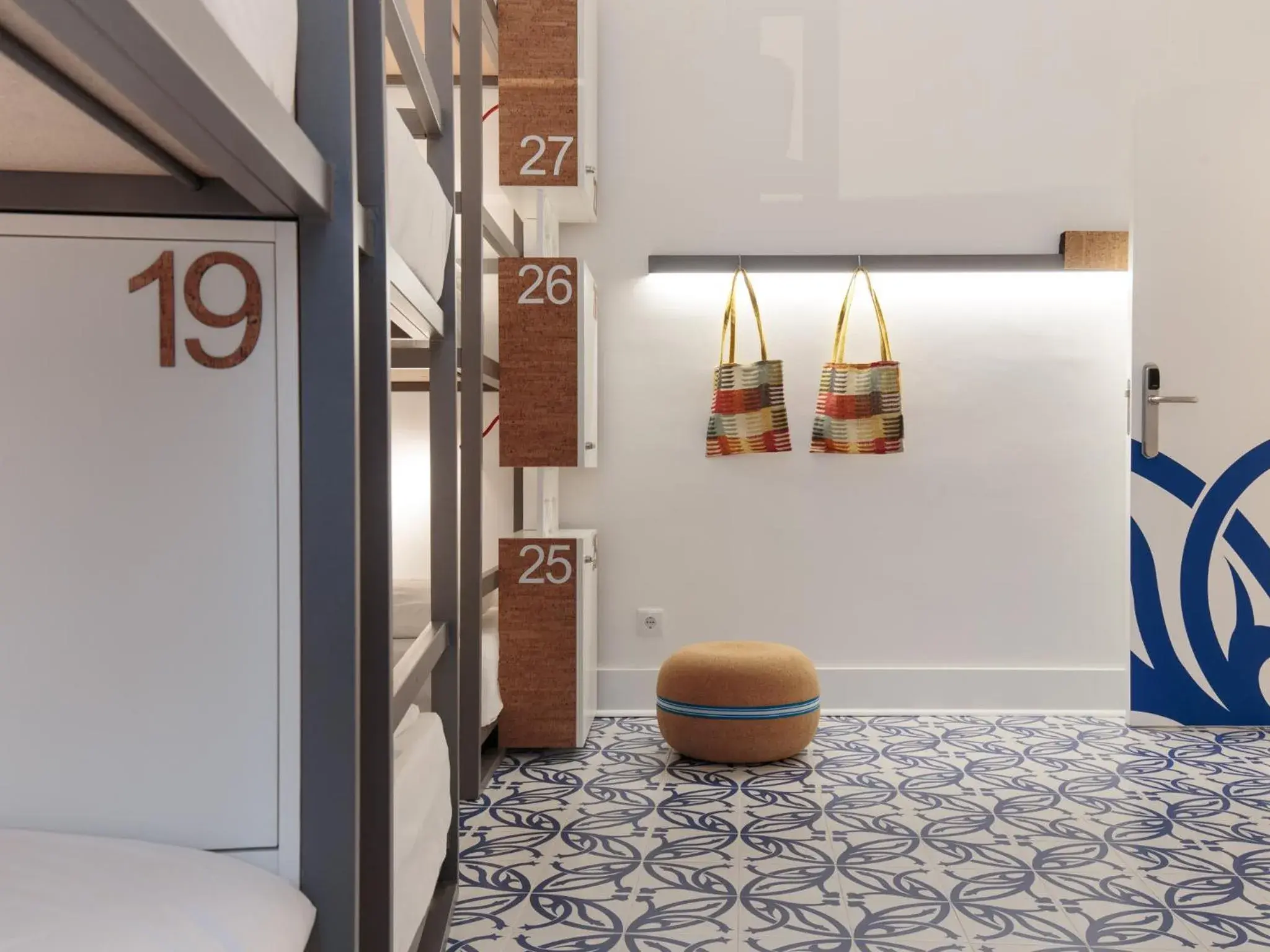 Bed in 12-Bed Female Dormitory Room in Heaven Inn Suites & Terrace Bed in 12-Bed Female Dormitory Room in Heaven Inn Suites & Terrace