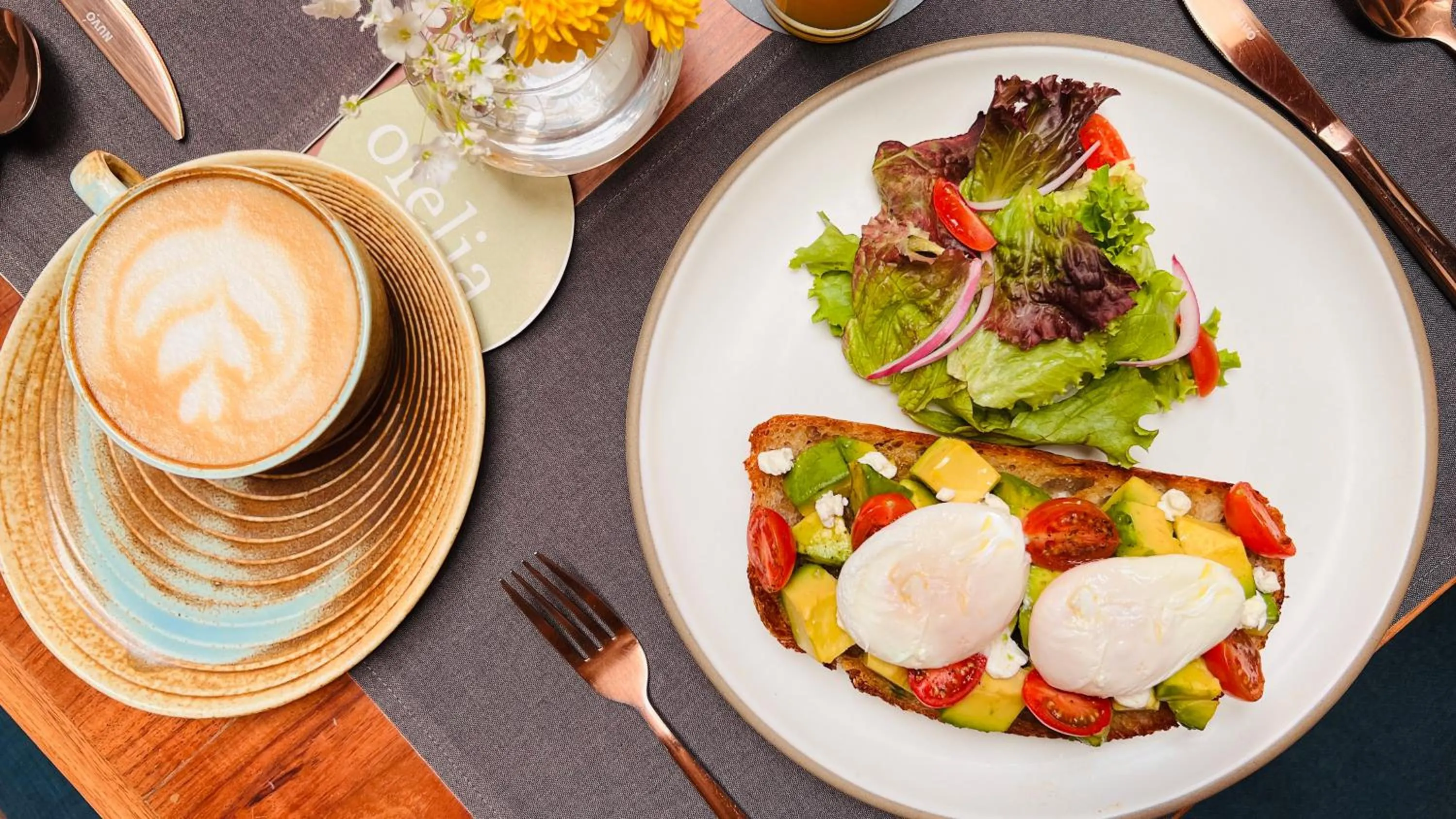 Restaurant/places to eat in Hotel Herencia By Hosting House