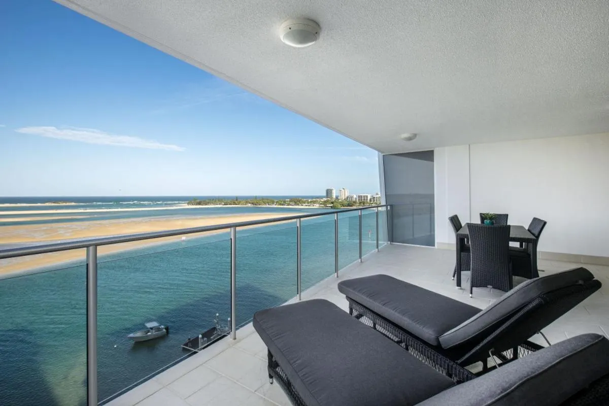 Balcony/Terrace in Waves Maroochy River