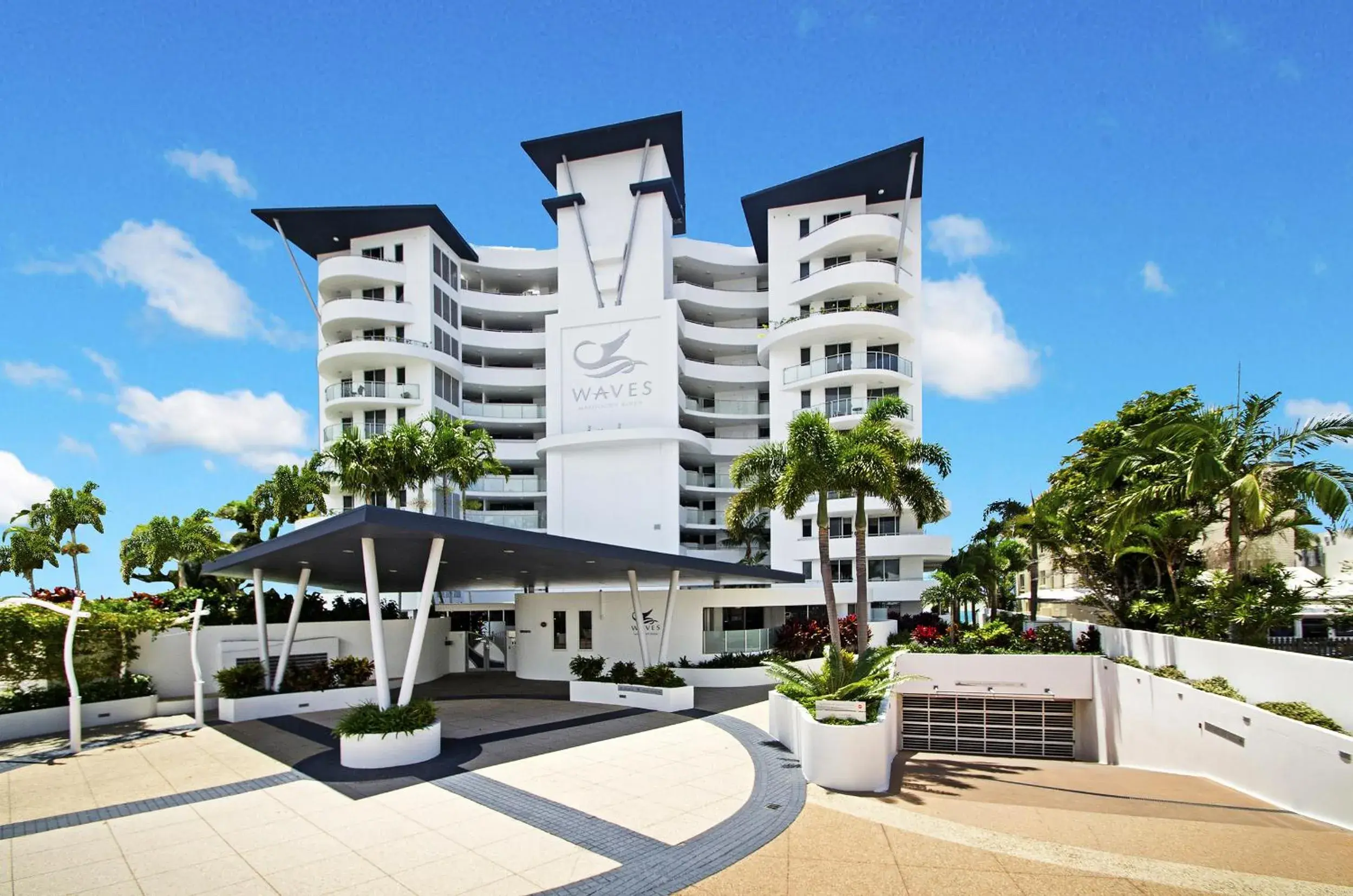 Waves Maroochy River Waves Maroochy River