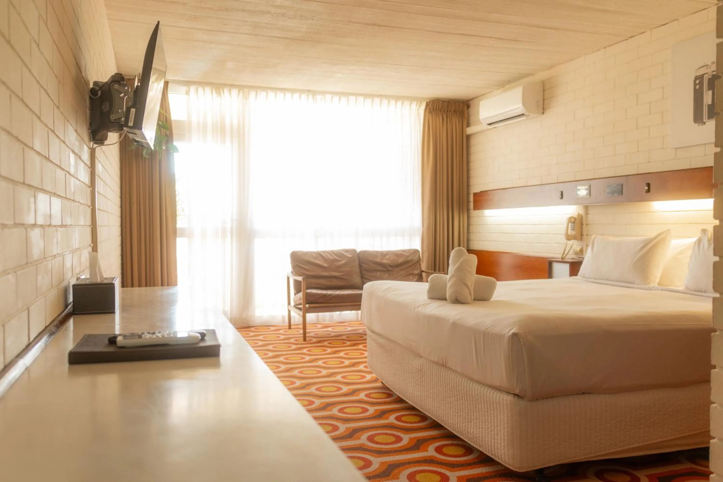 Bed in Indian Ocean Hotel