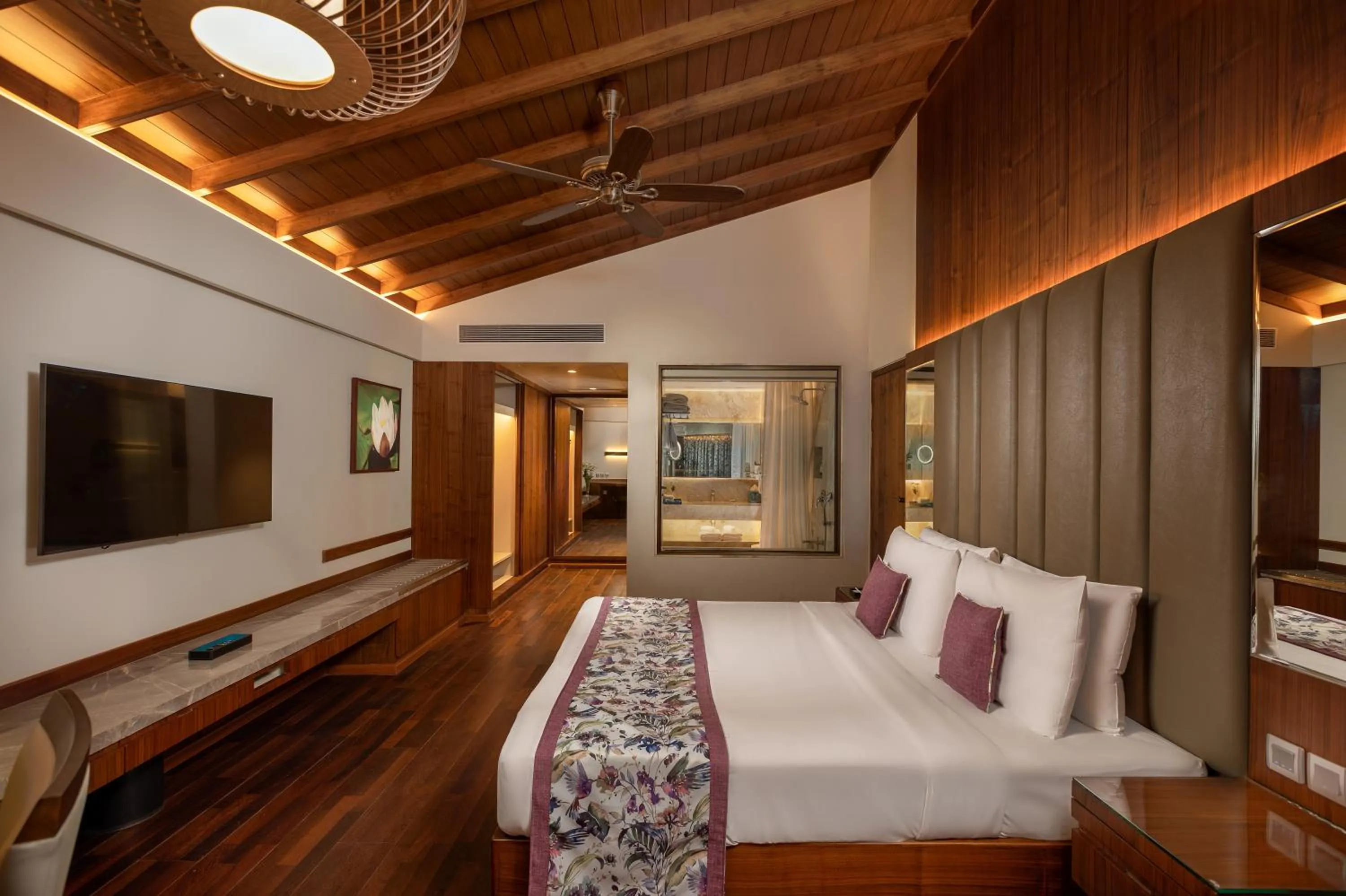 Bedroom, Bed in Kenilworth Resort & Spa, Goa
