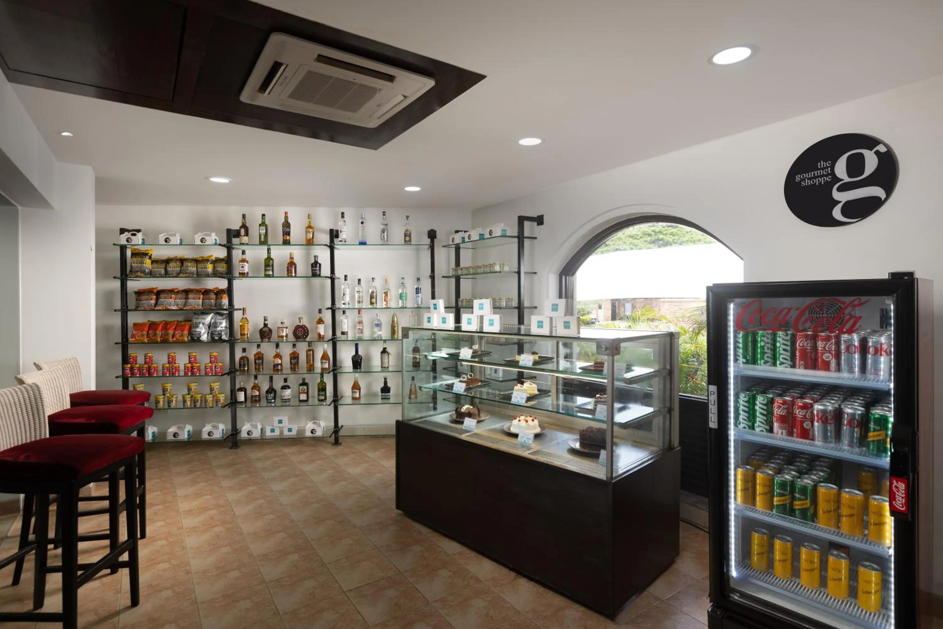 On-site shops in Kenilworth Resort & Spa, Goa