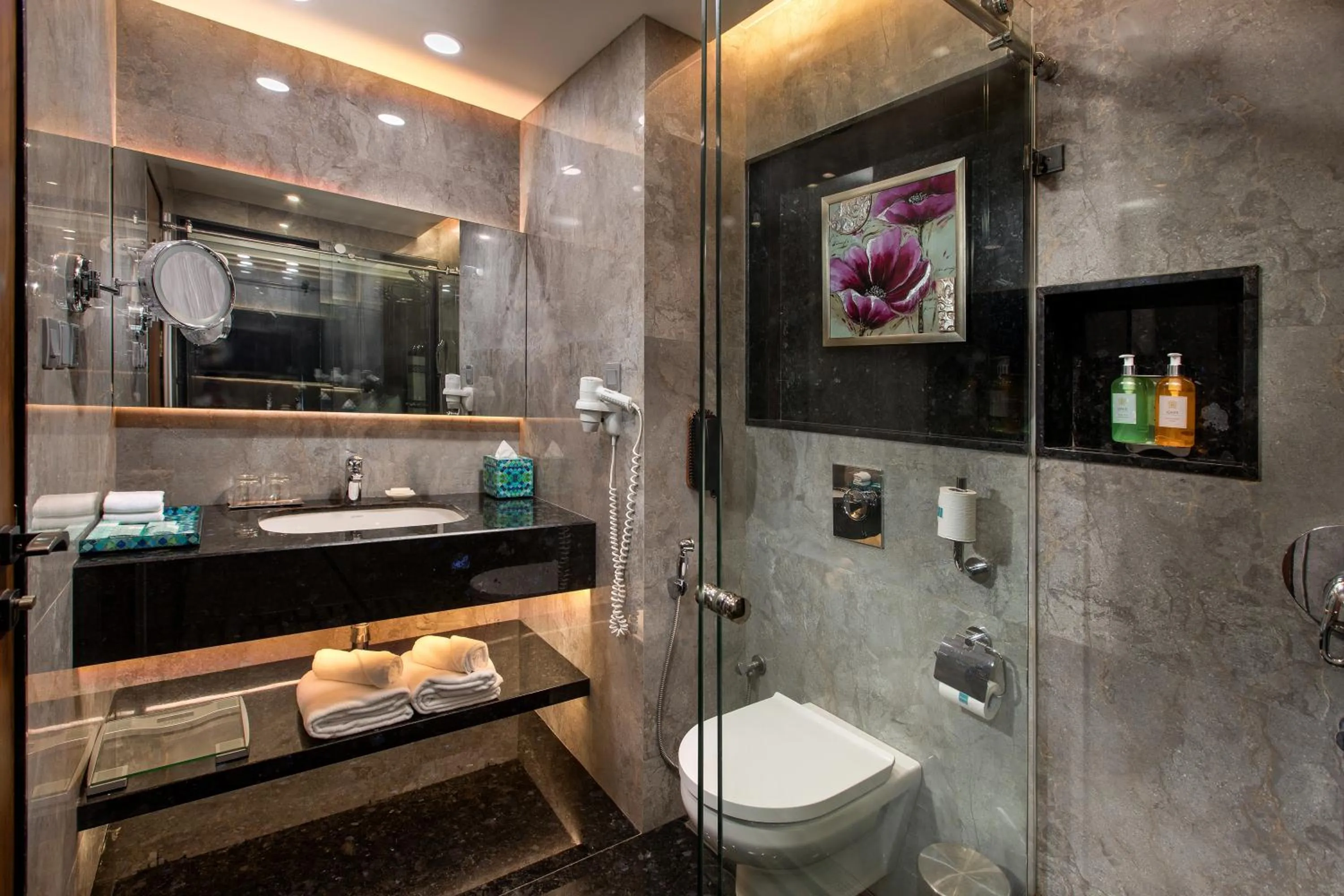 Bathroom in Kenilworth Resort & Spa, Goa