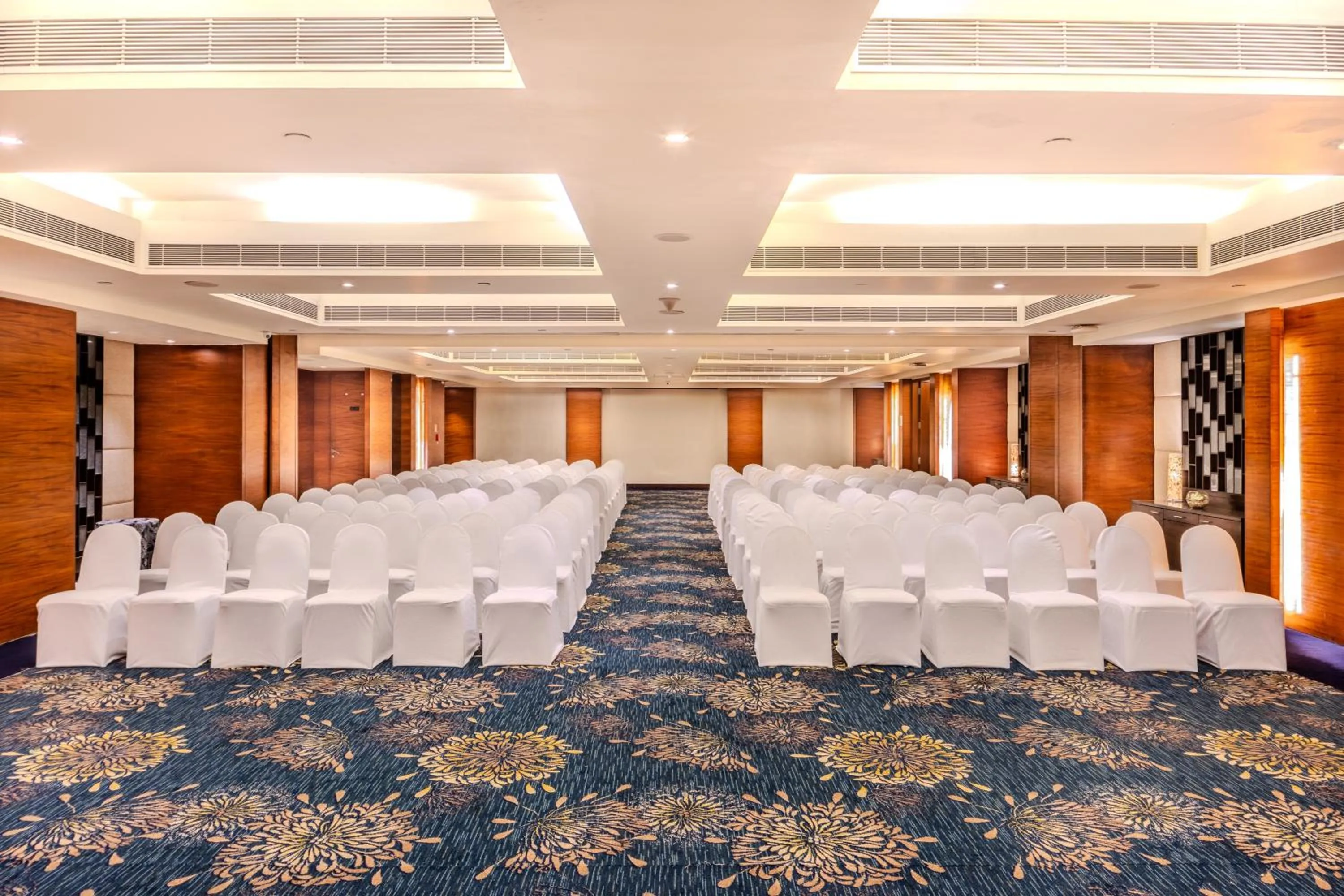 Banquet/Function facilities in Vivanta Goa, Panaji