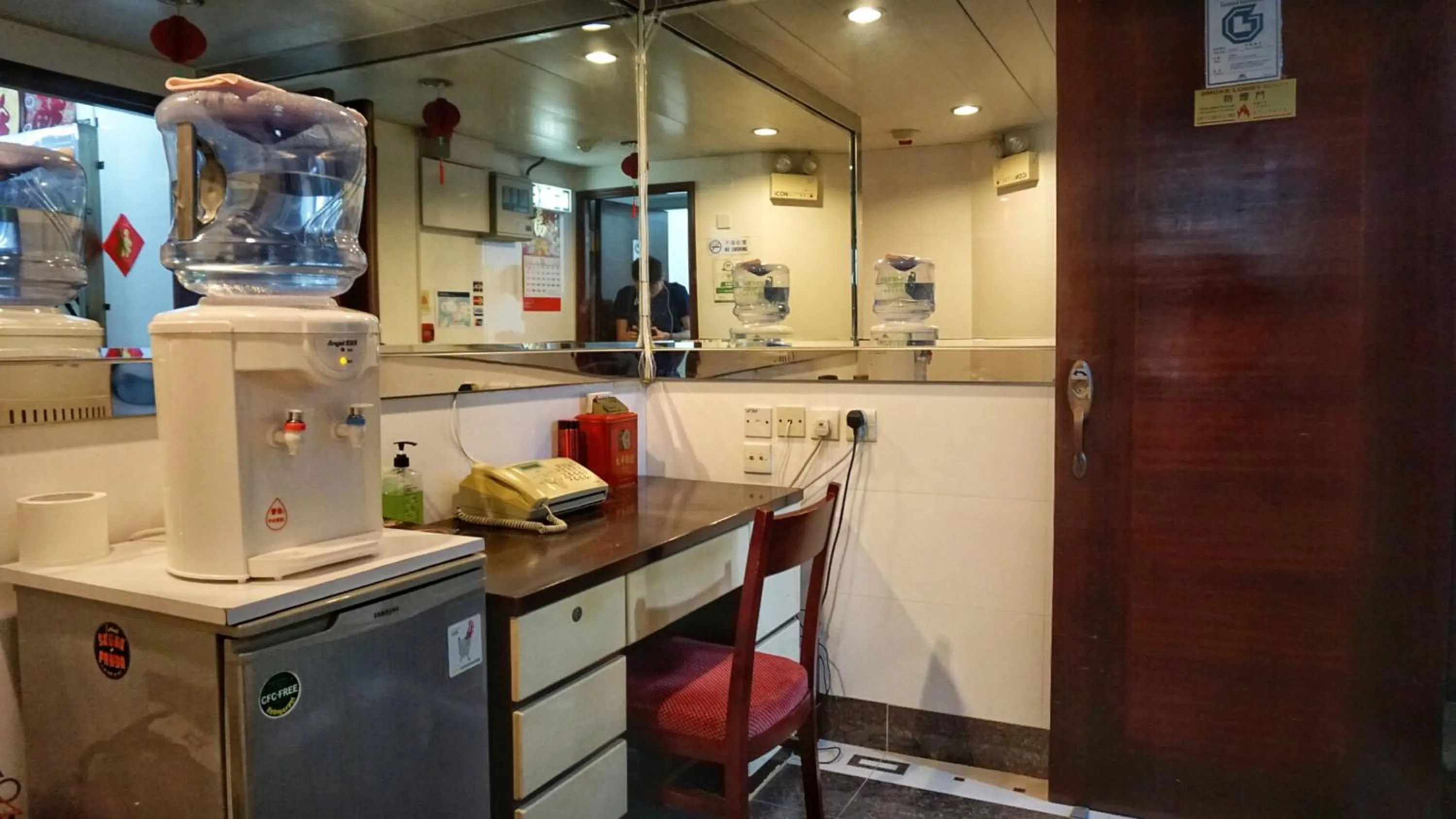 Lobby or reception in Maple Leaf Guest House