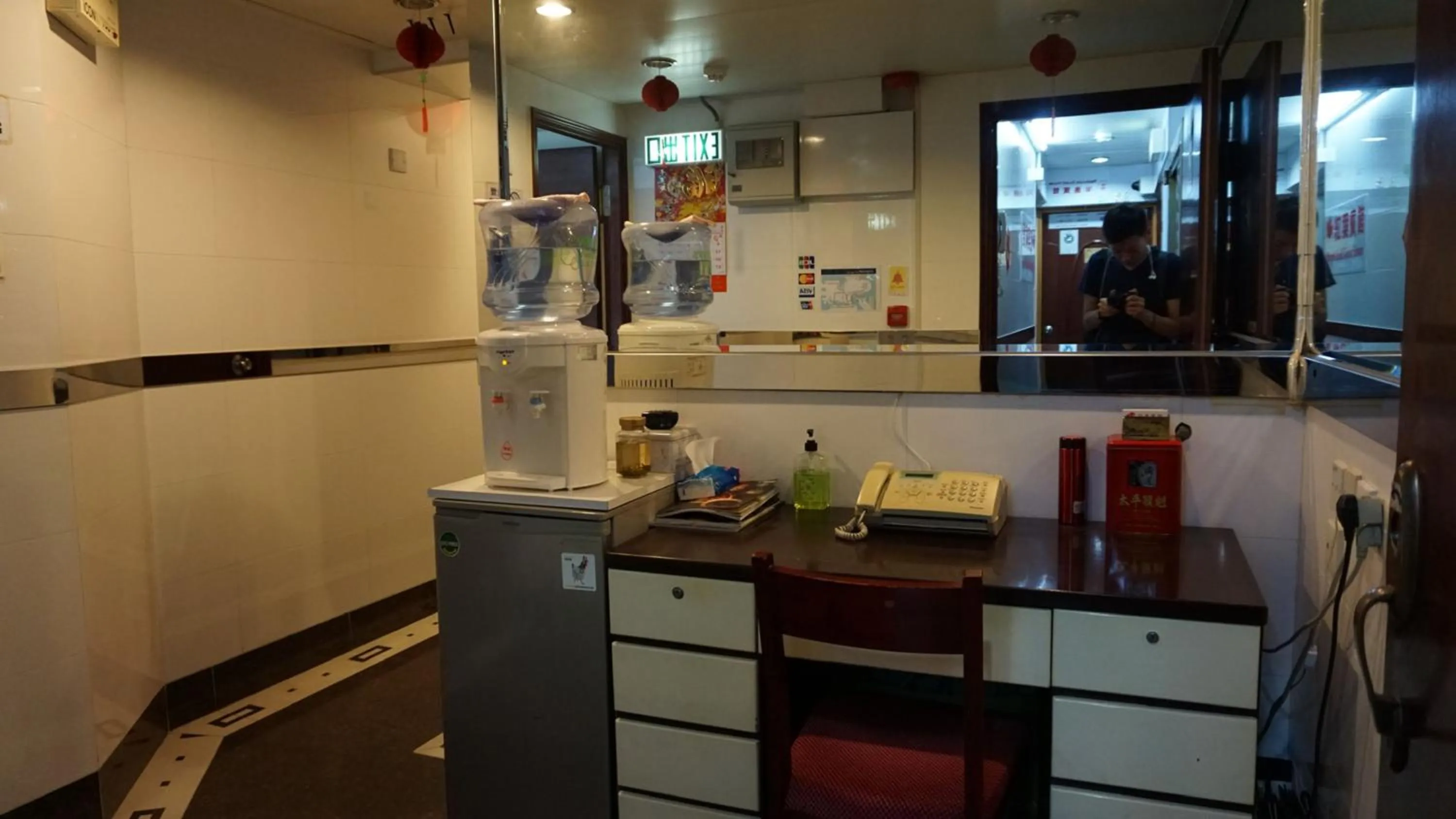 Lobby or reception in Maple Leaf Guest House