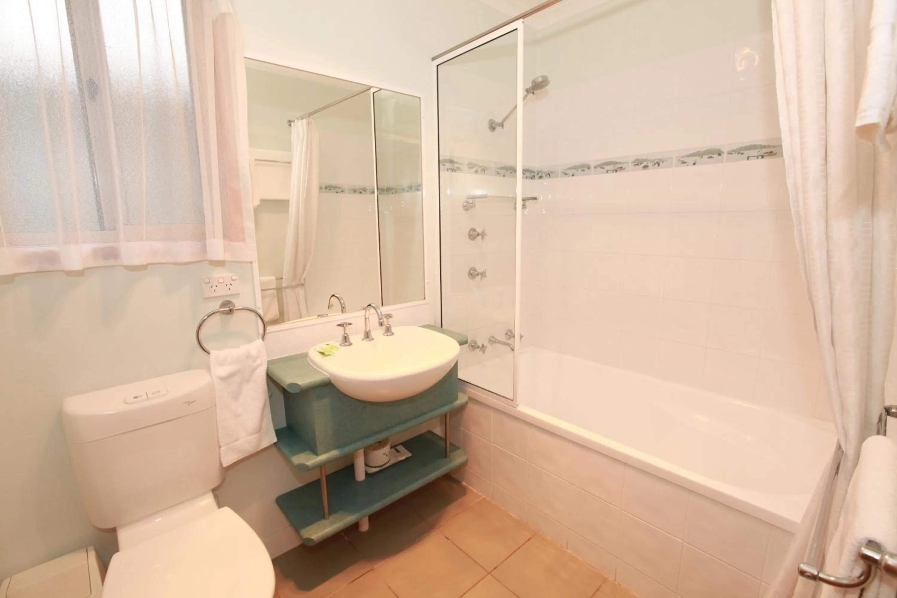 Bathroom in Lakesea Park