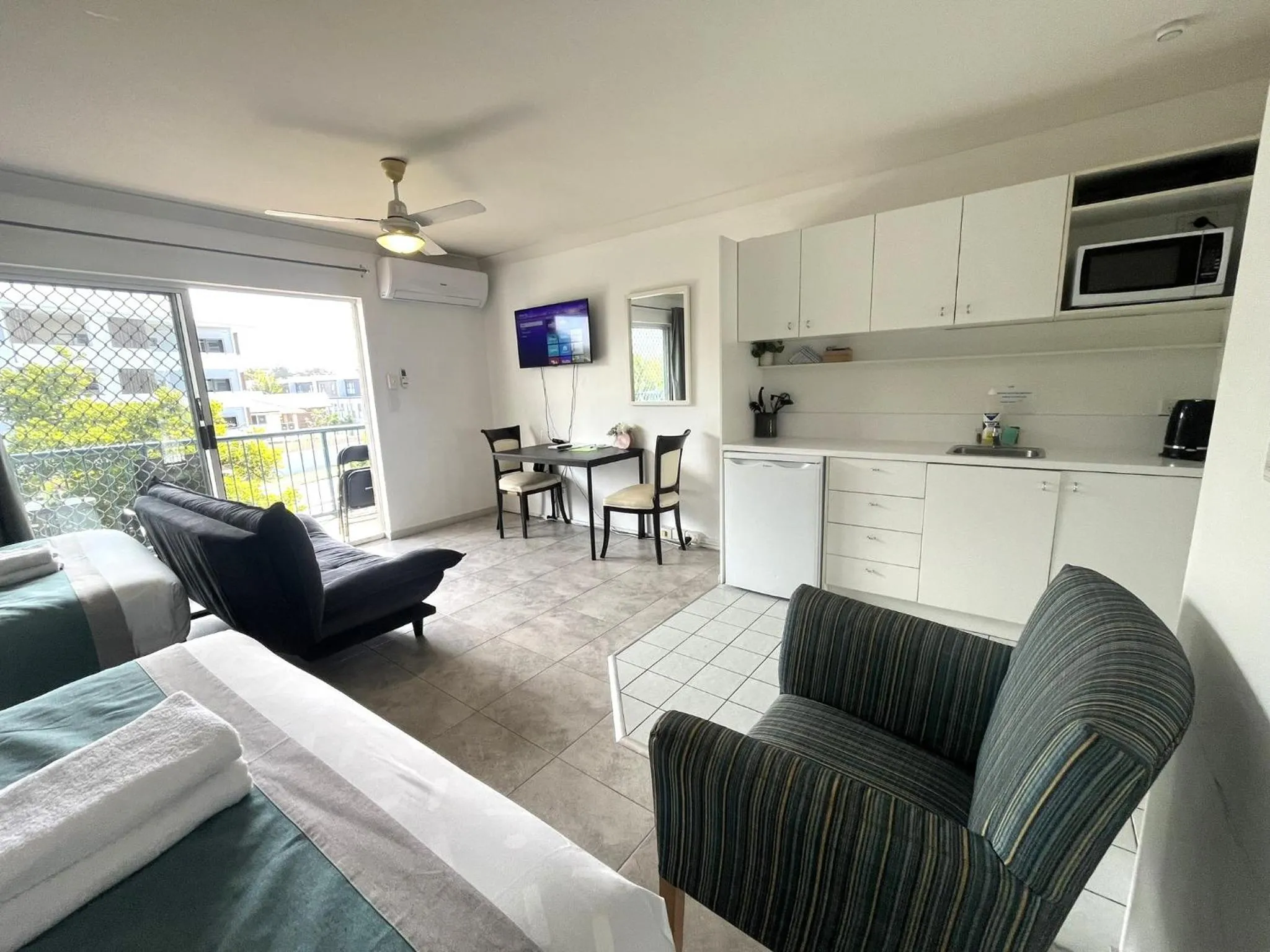 Broadwater Keys Holiday Apartments