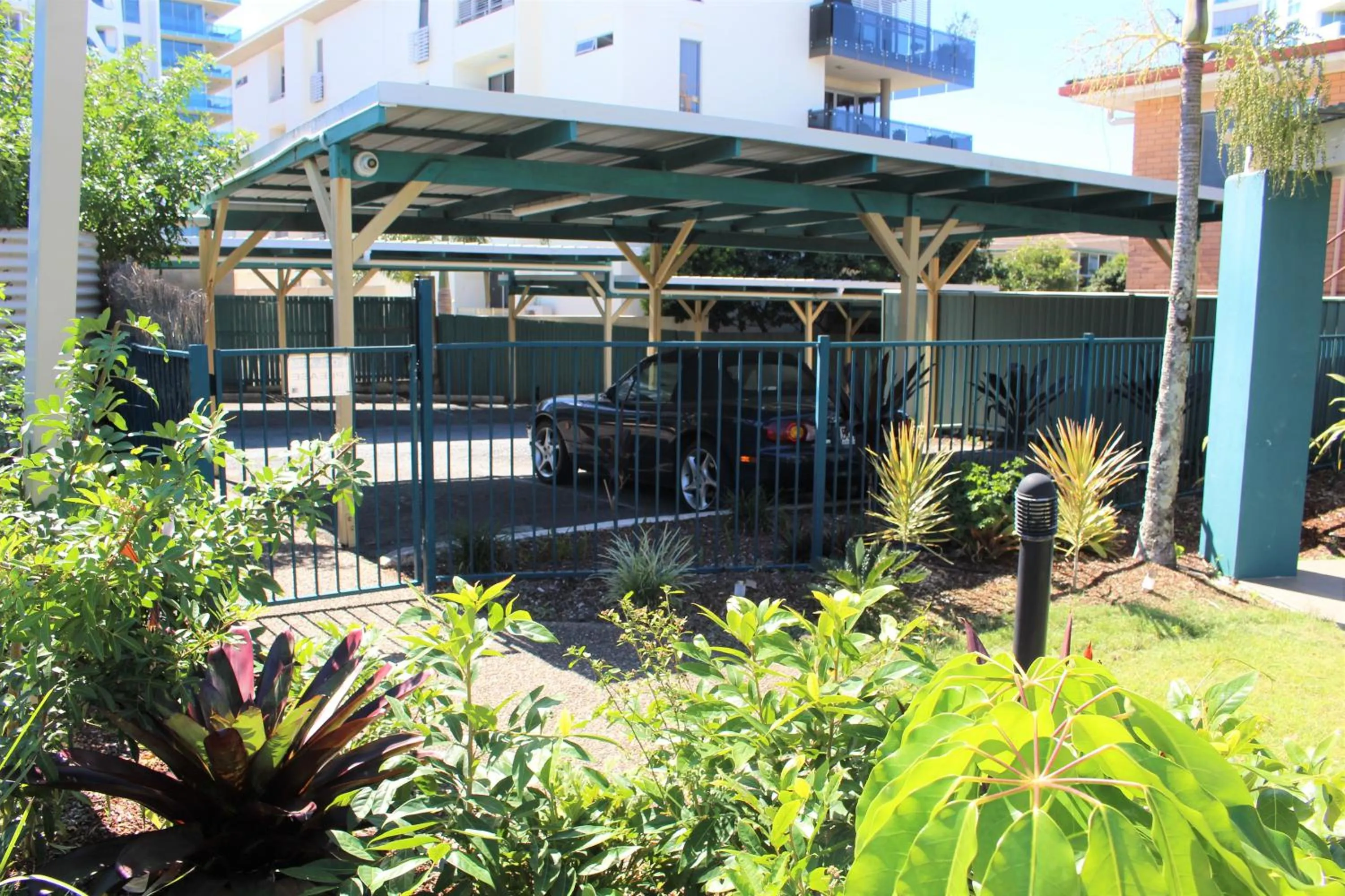 Garden in Broadwater Keys Holiday Apartments