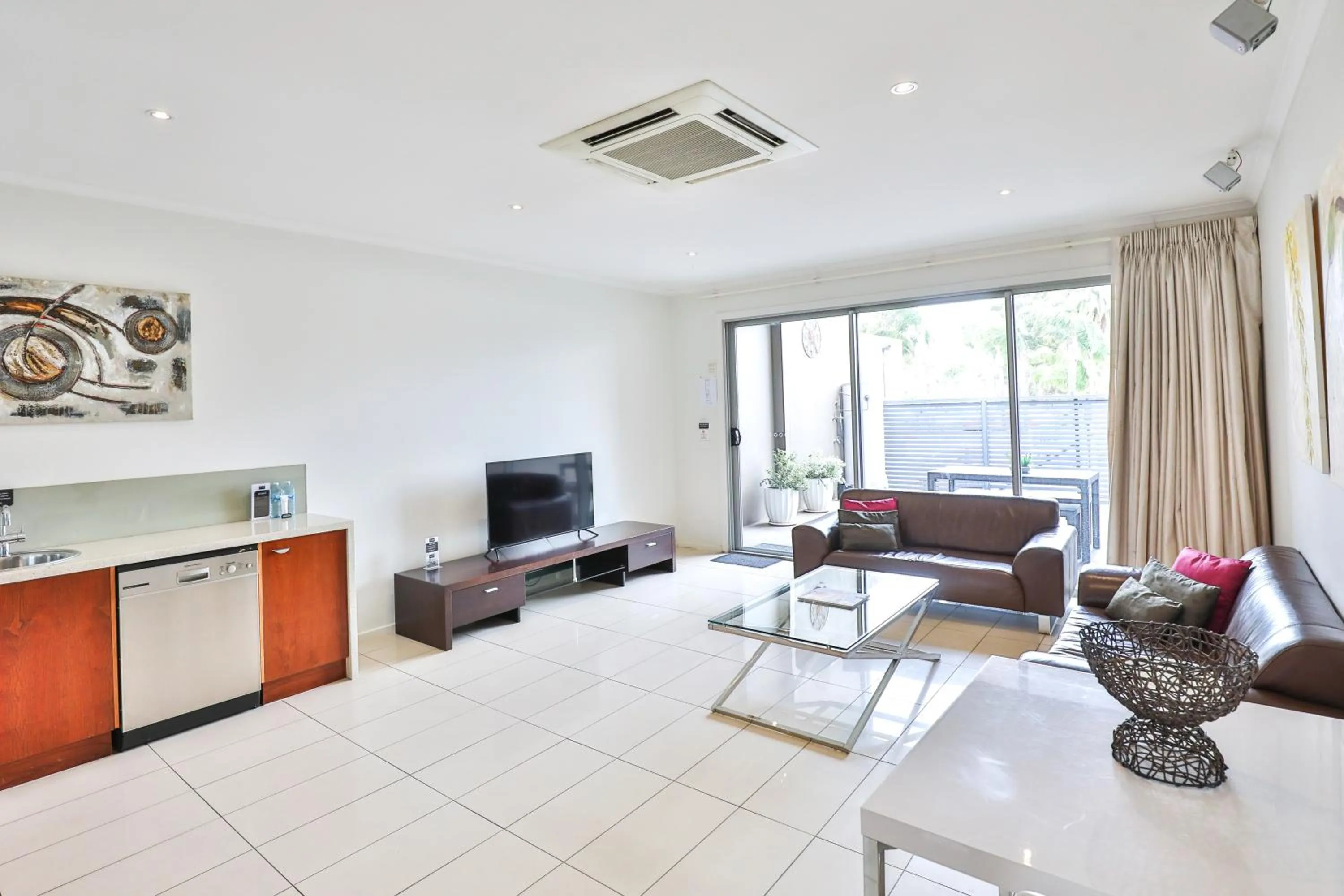 Seating area in Indulge Apartments - Langtree