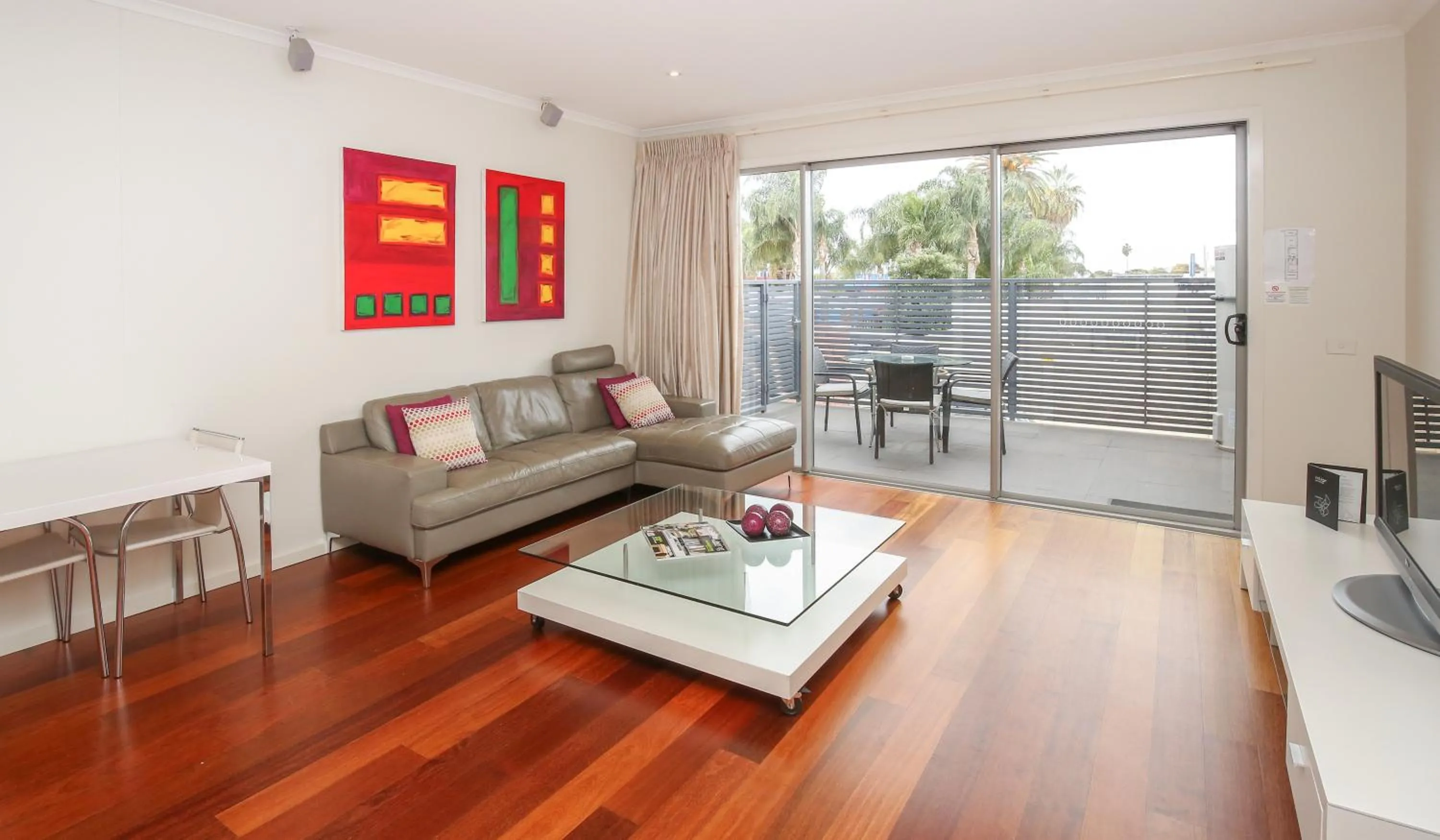 Living room in Indulge Apartments - Langtree