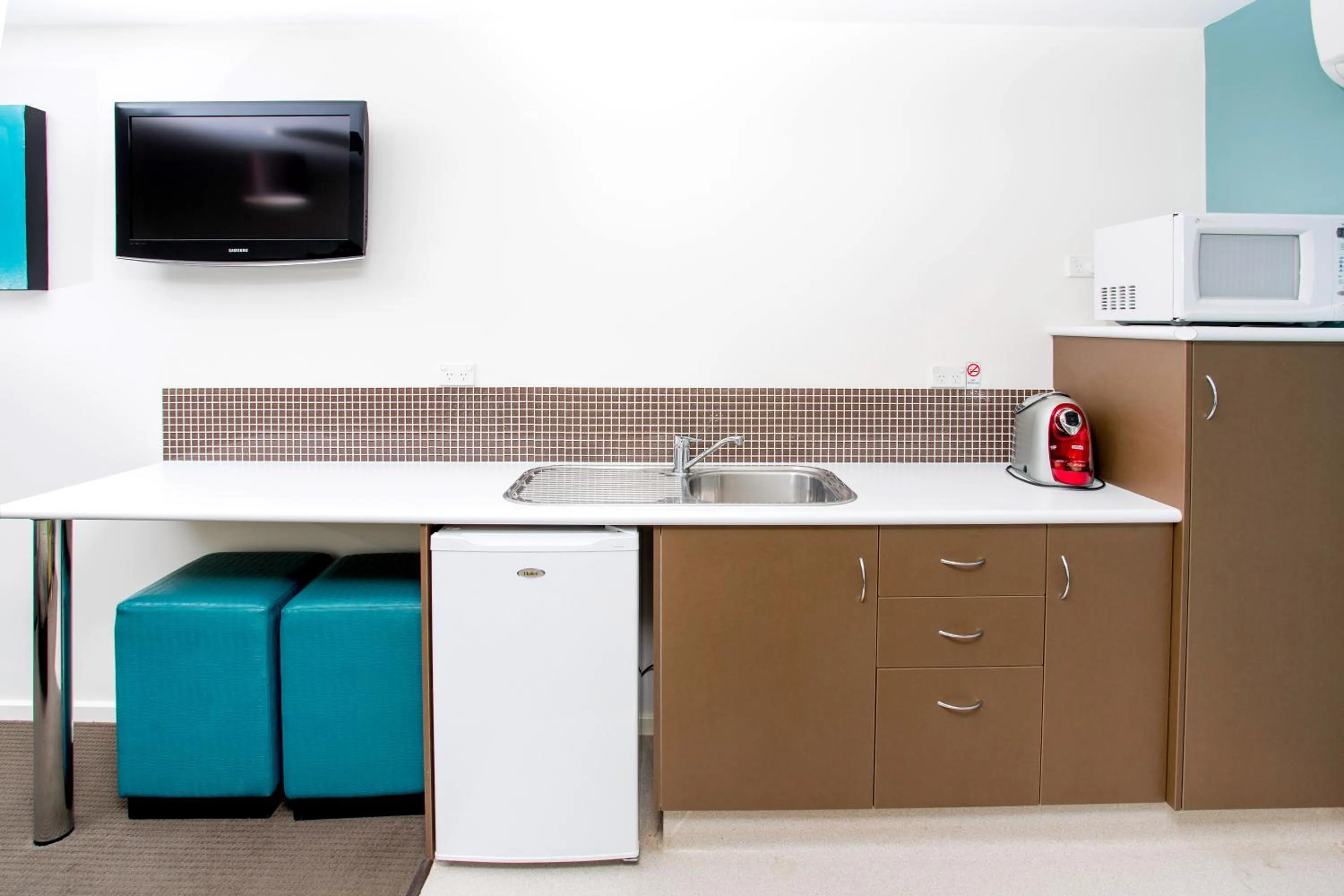 Kitchen or kitchenette in BIG4 Port Fairy Holiday Park