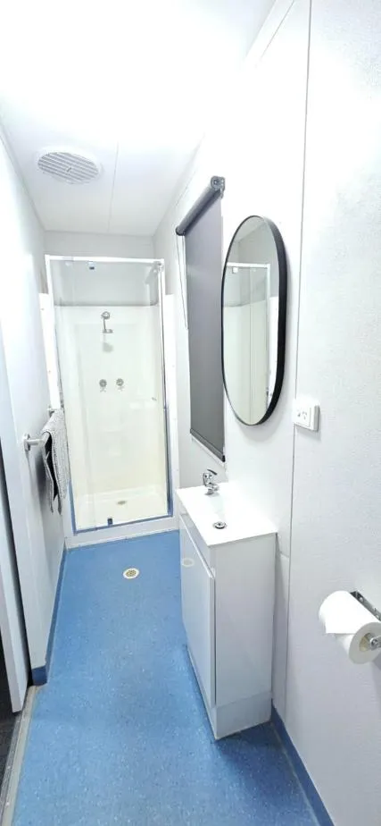 Bathroom in Drummond Cove Holiday Park