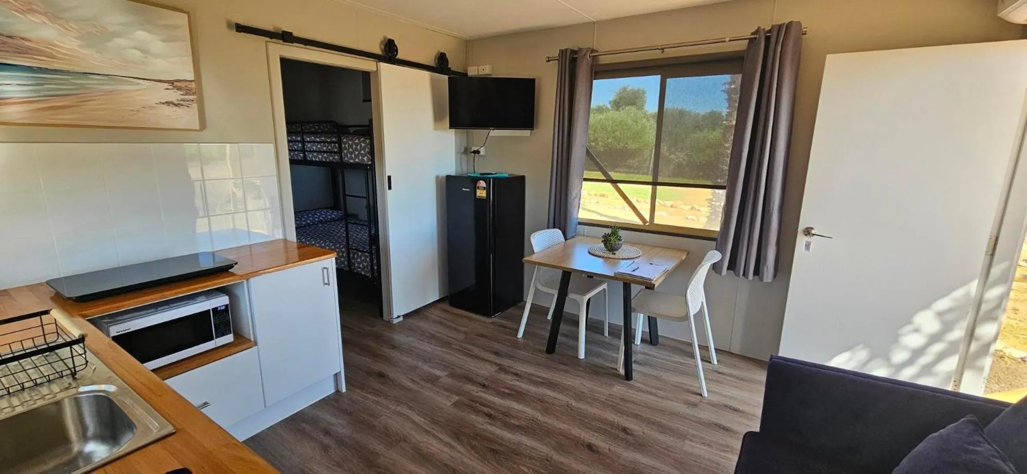 Kitchen or kitchenette in Drummond Cove Holiday Park