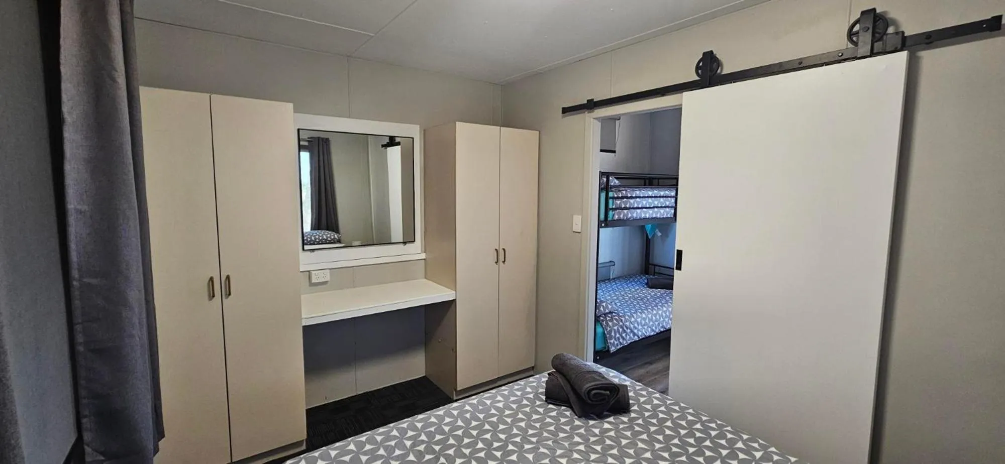 Bedroom, Bed in Drummond Cove Holiday Park