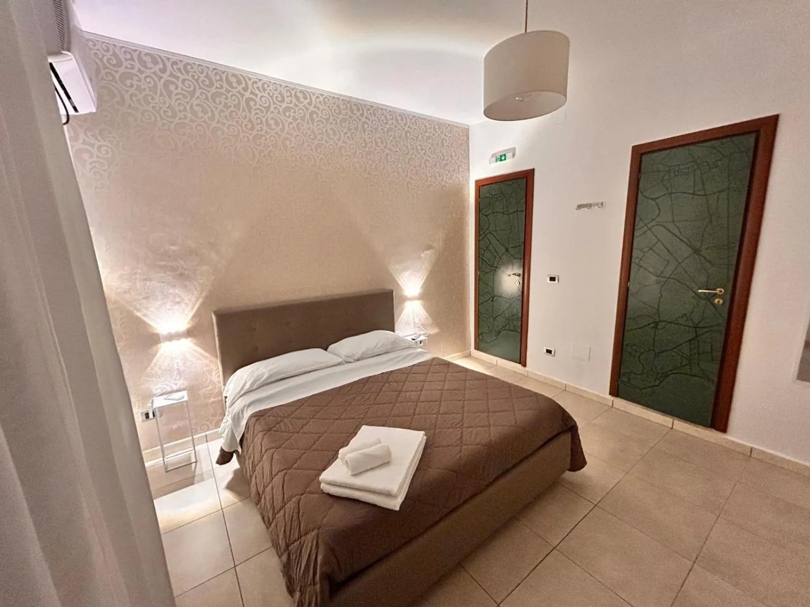 Bed in Suite Contè Poderico