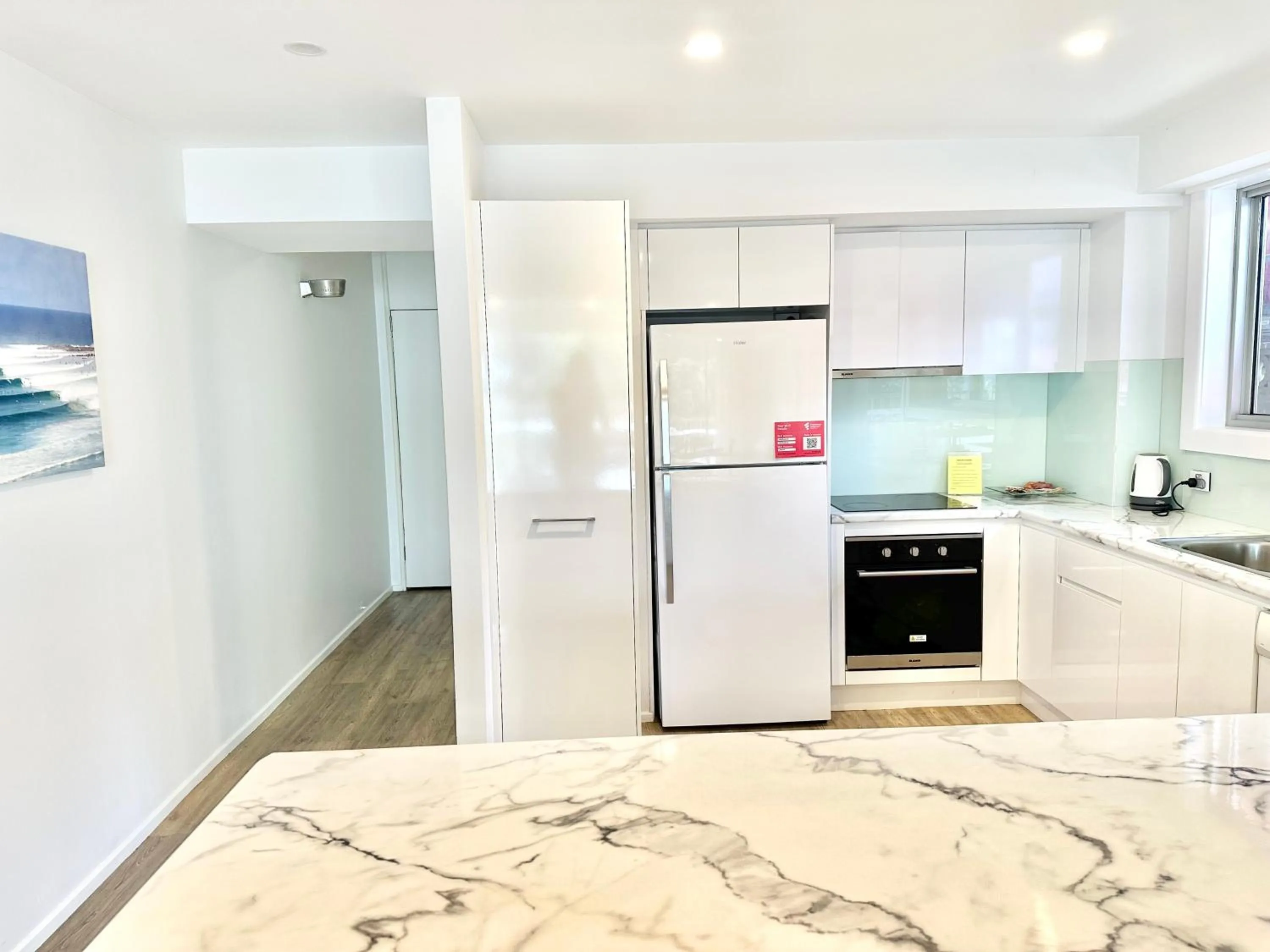 Kitchen or kitchenette in Hillhaven Holiday Apartments