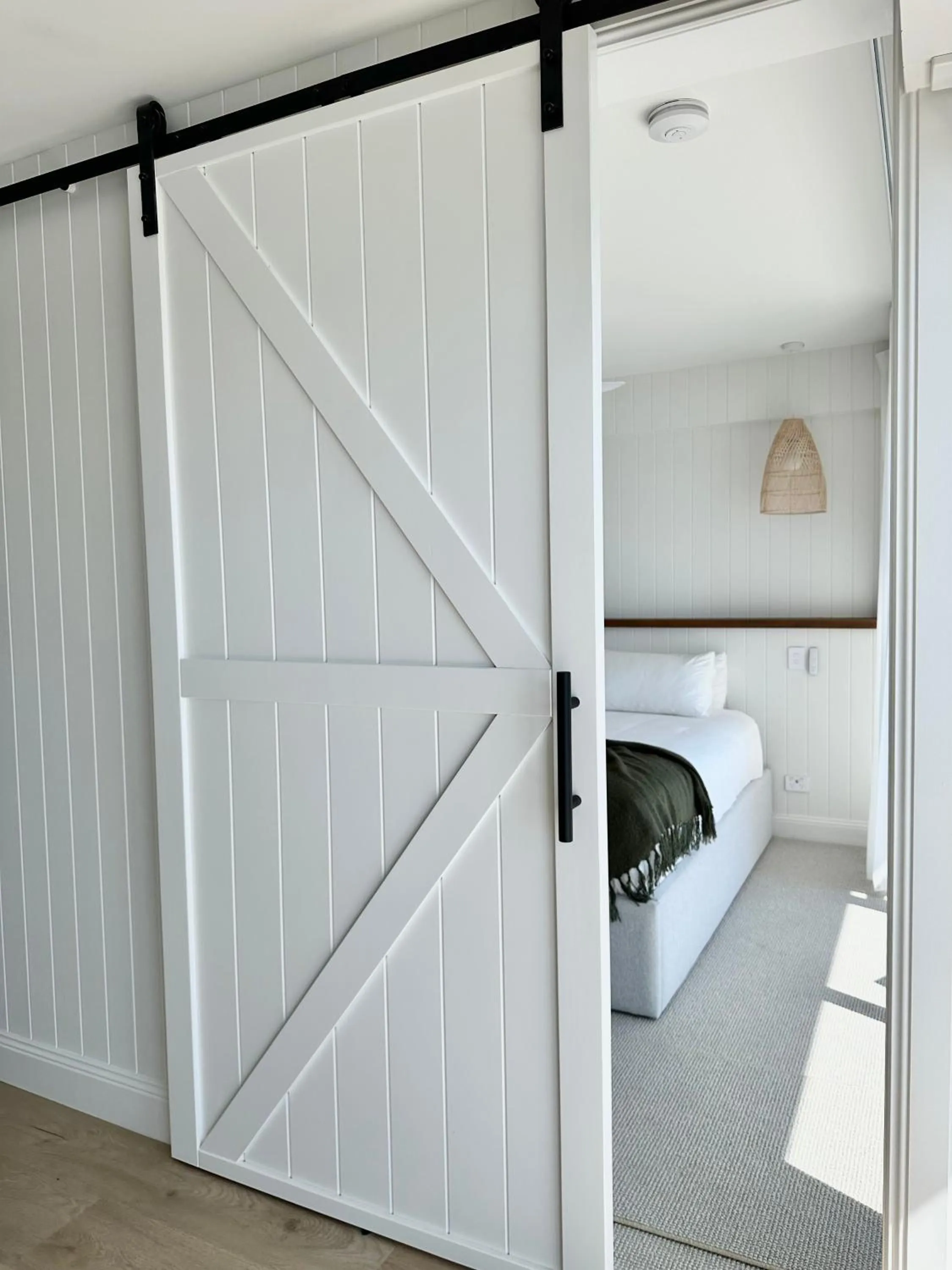 Bedroom, Bed in Hillhaven Holiday Apartments