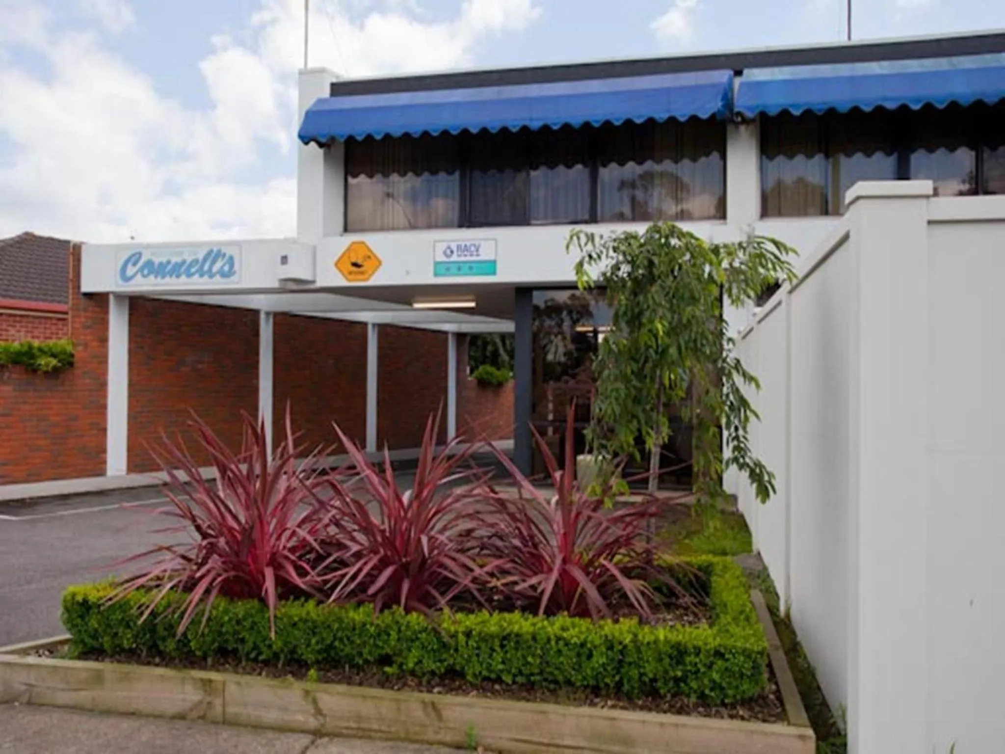 Facade/entrance in Connells Motel & Serviced Apartments