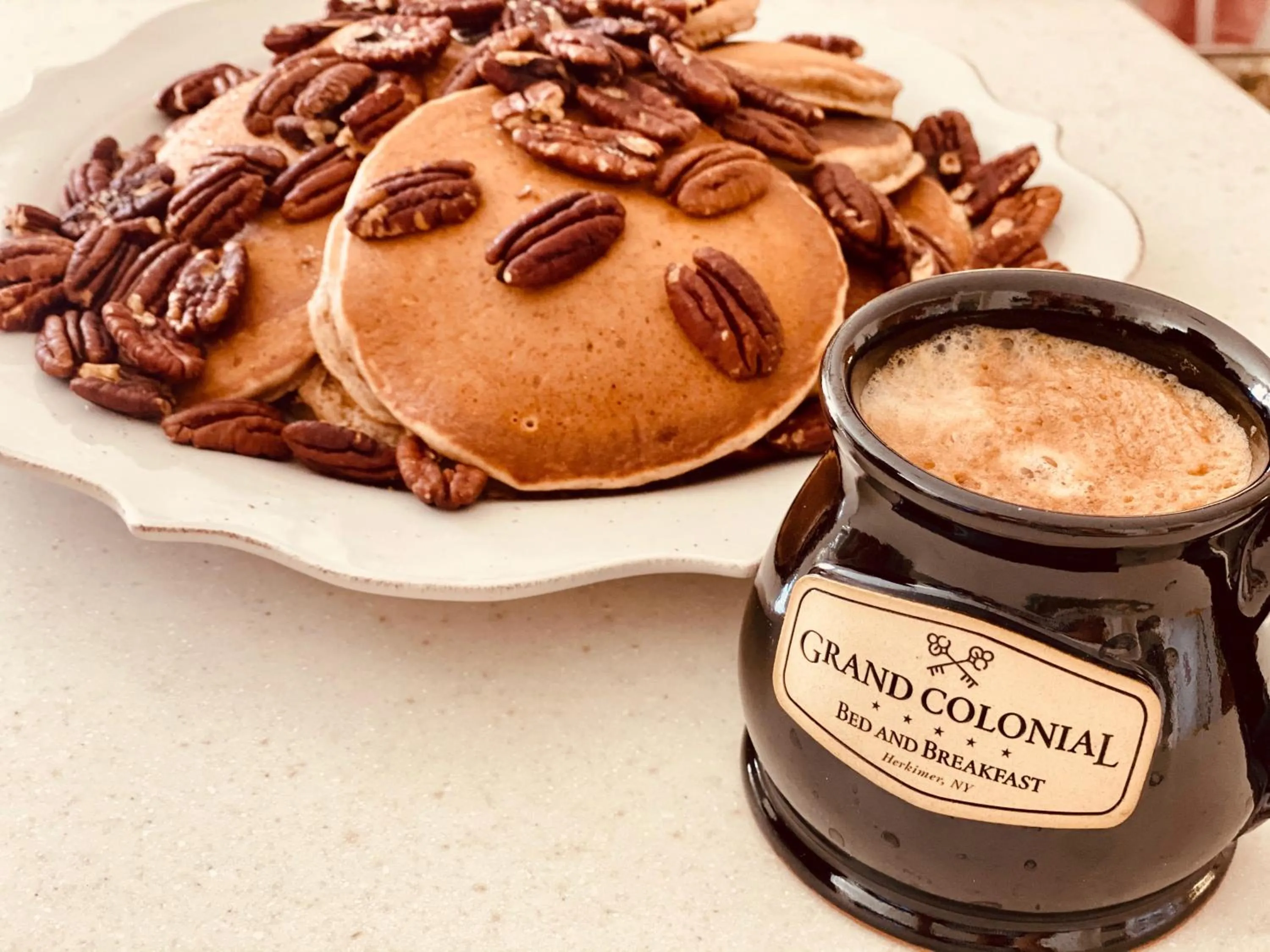 Breakfast in Grand Colonial Bed and Breakfast