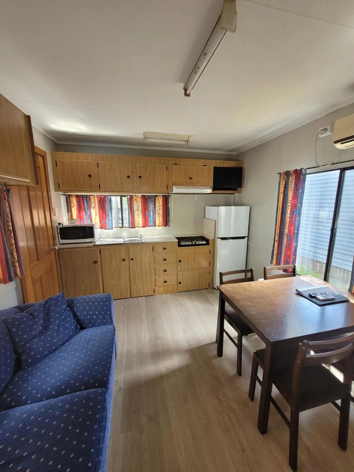 Kitchen or kitchenette in Lani's Holiday Island