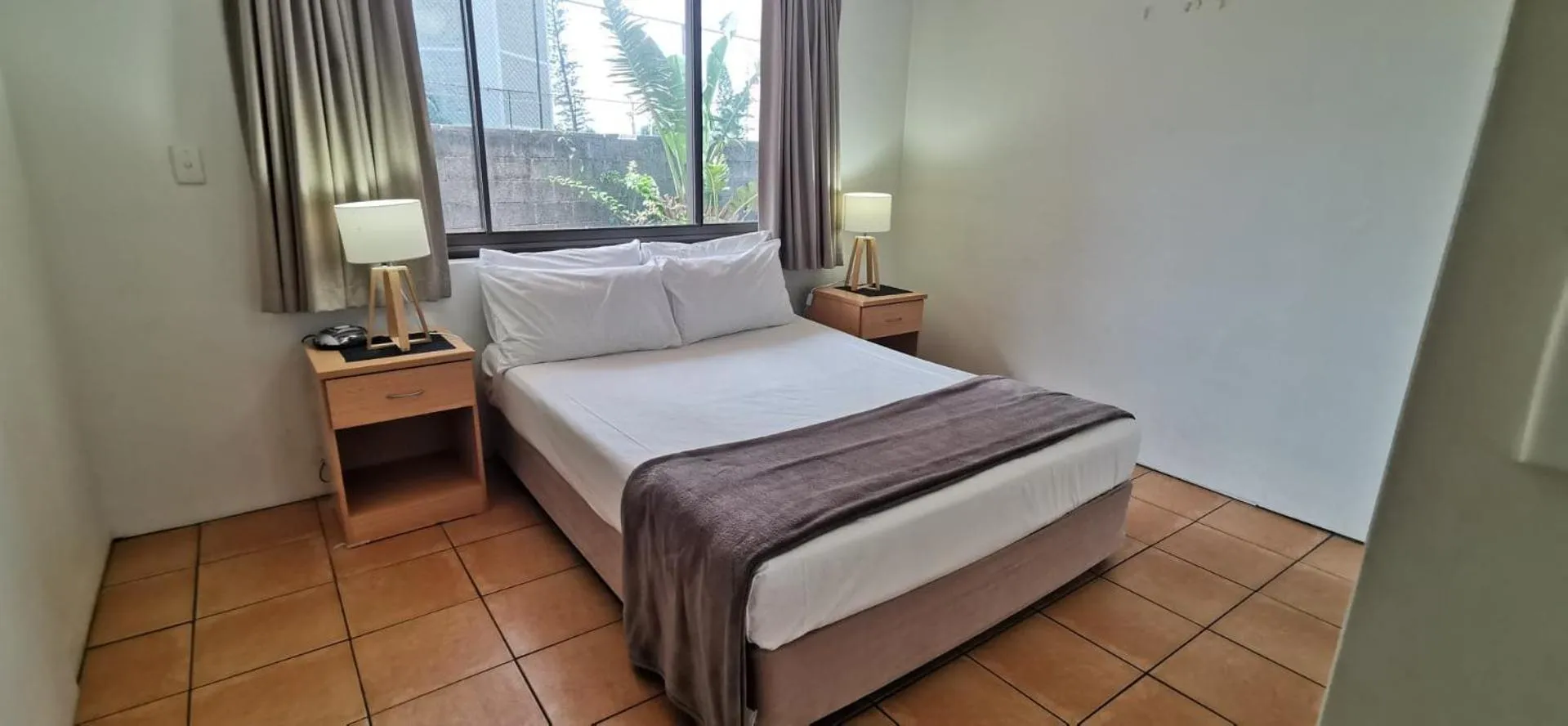 Bedroom, Bed in St Tropez Resort